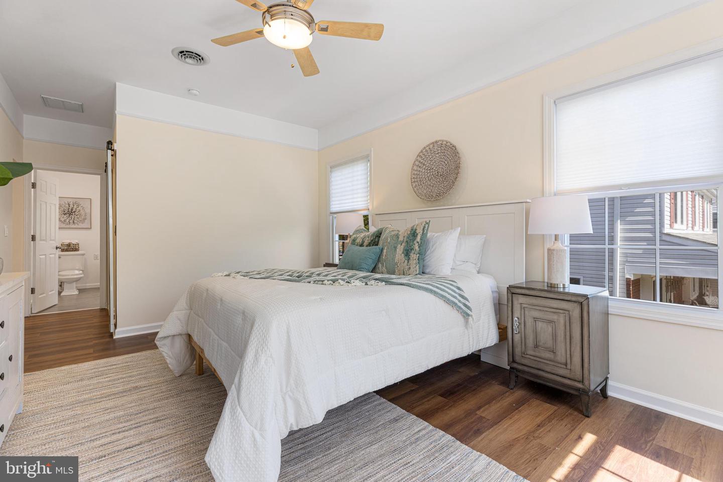 4214 PLAZA LN, FAIRFAX, Virginia 22033, 5 Bedrooms Bedrooms, ,3 BathroomsBathrooms,Residential,For sale,4214 PLAZA LN,VAFX2231400 MLS # VAFX2231400