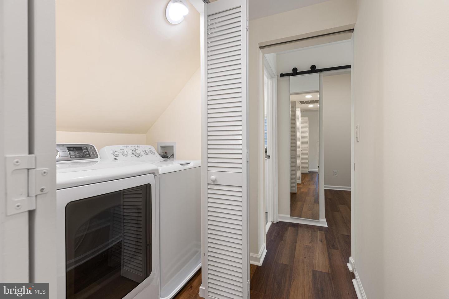 4214 PLAZA LN, FAIRFAX, Virginia 22033, 5 Bedrooms Bedrooms, ,3 BathroomsBathrooms,Residential,For sale,4214 PLAZA LN,VAFX2231400 MLS # VAFX2231400