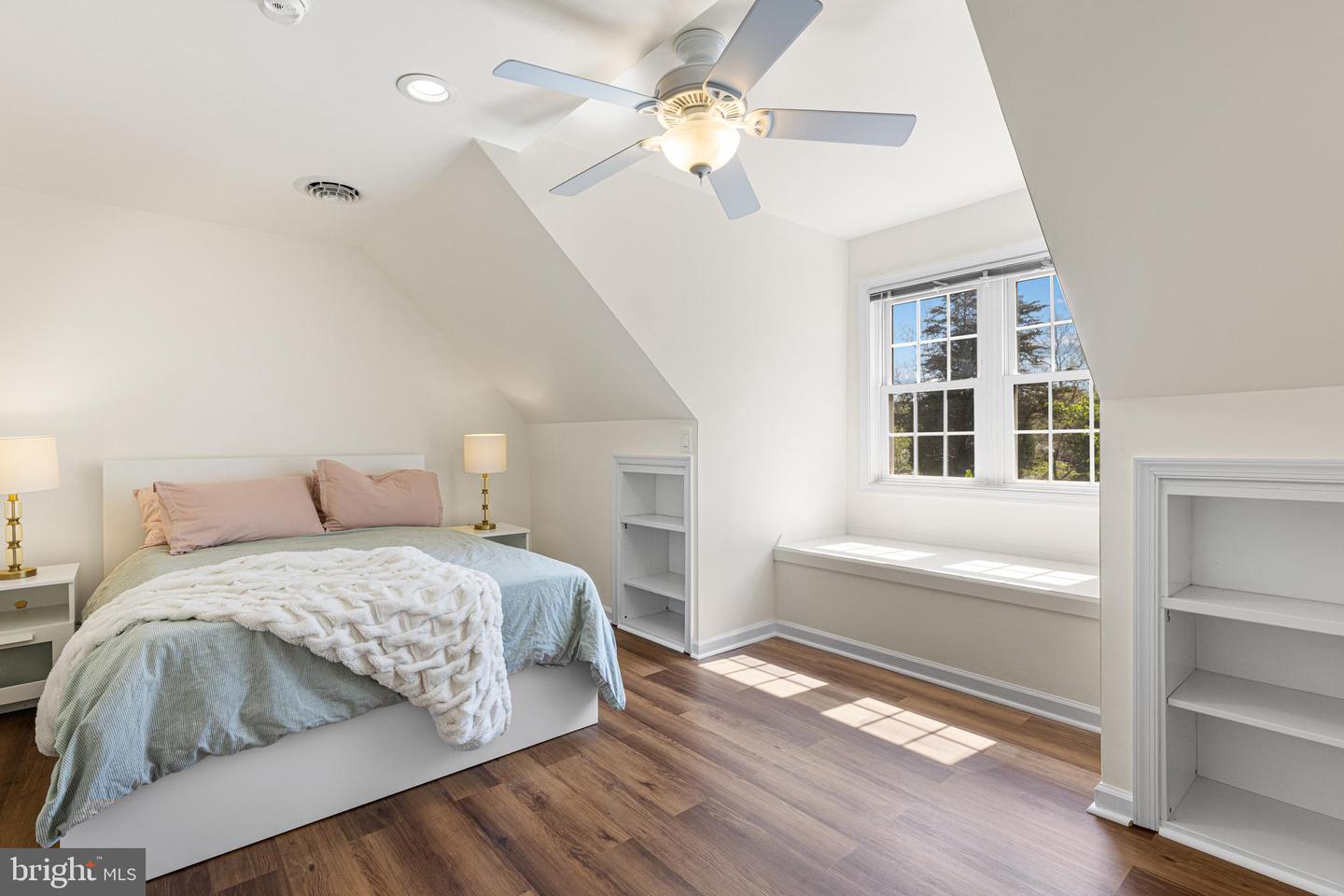 4214 PLAZA LN, FAIRFAX, Virginia 22033, 5 Bedrooms Bedrooms, ,3 BathroomsBathrooms,Residential,For sale,4214 PLAZA LN,VAFX2231400 MLS # VAFX2231400