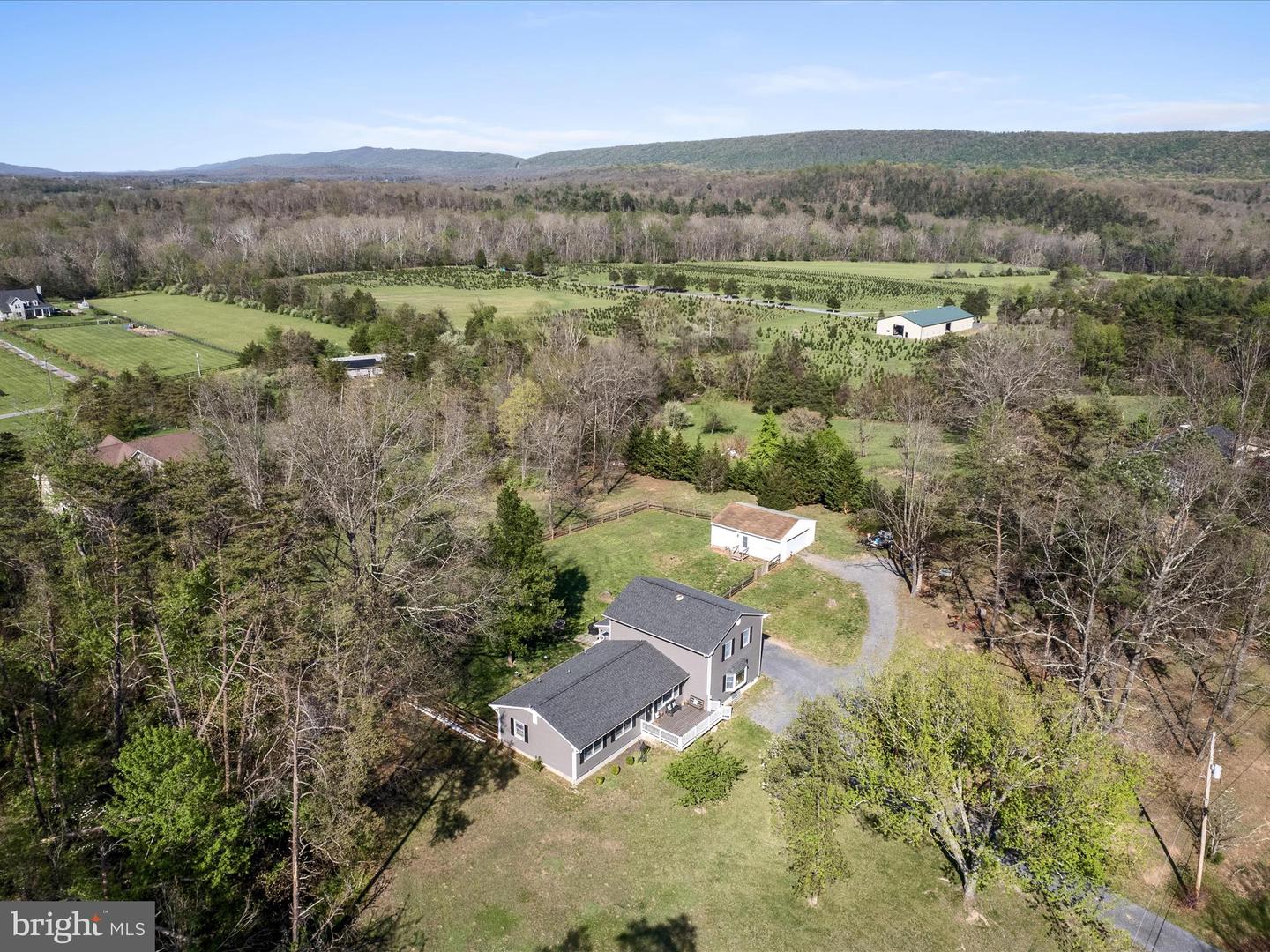 2796 GREEN SPRING RD, WINCHESTER, Virginia 22603, 4 Bedrooms Bedrooms, ,2 BathroomsBathrooms,Residential,For sale,2796 GREEN SPRING RD,VAFV2033200 MLS # VAFV2033200