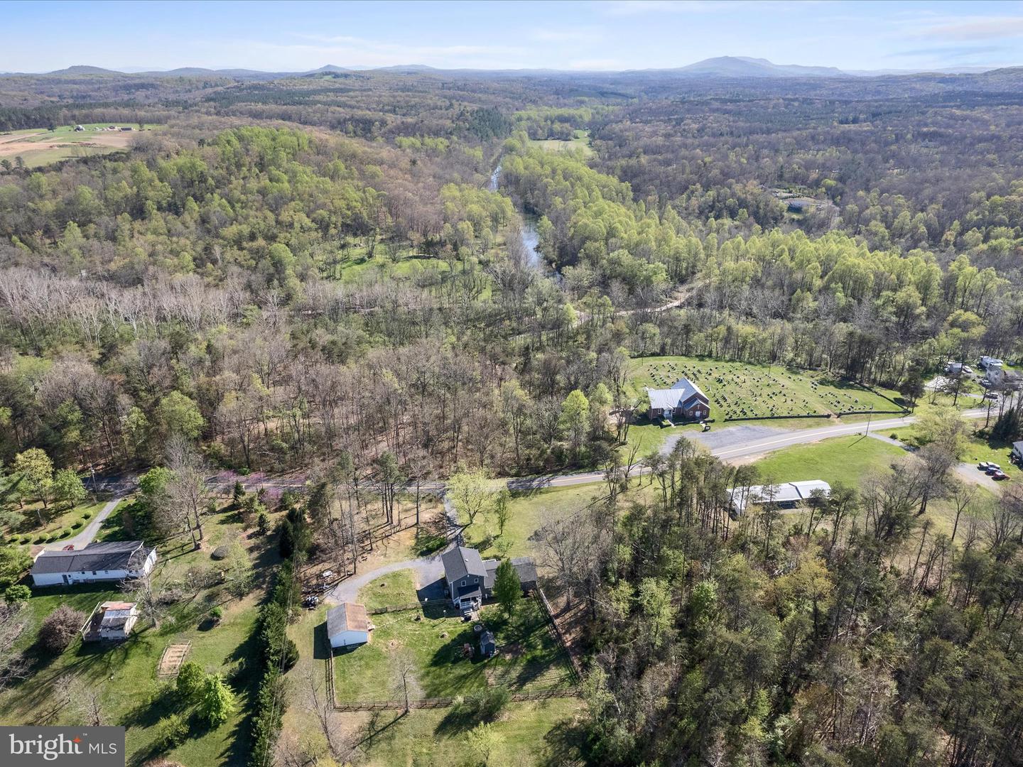 2796 GREEN SPRING RD, WINCHESTER, Virginia 22603, 4 Bedrooms Bedrooms, ,2 BathroomsBathrooms,Residential,For sale,2796 GREEN SPRING RD,VAFV2033200 MLS # VAFV2033200
