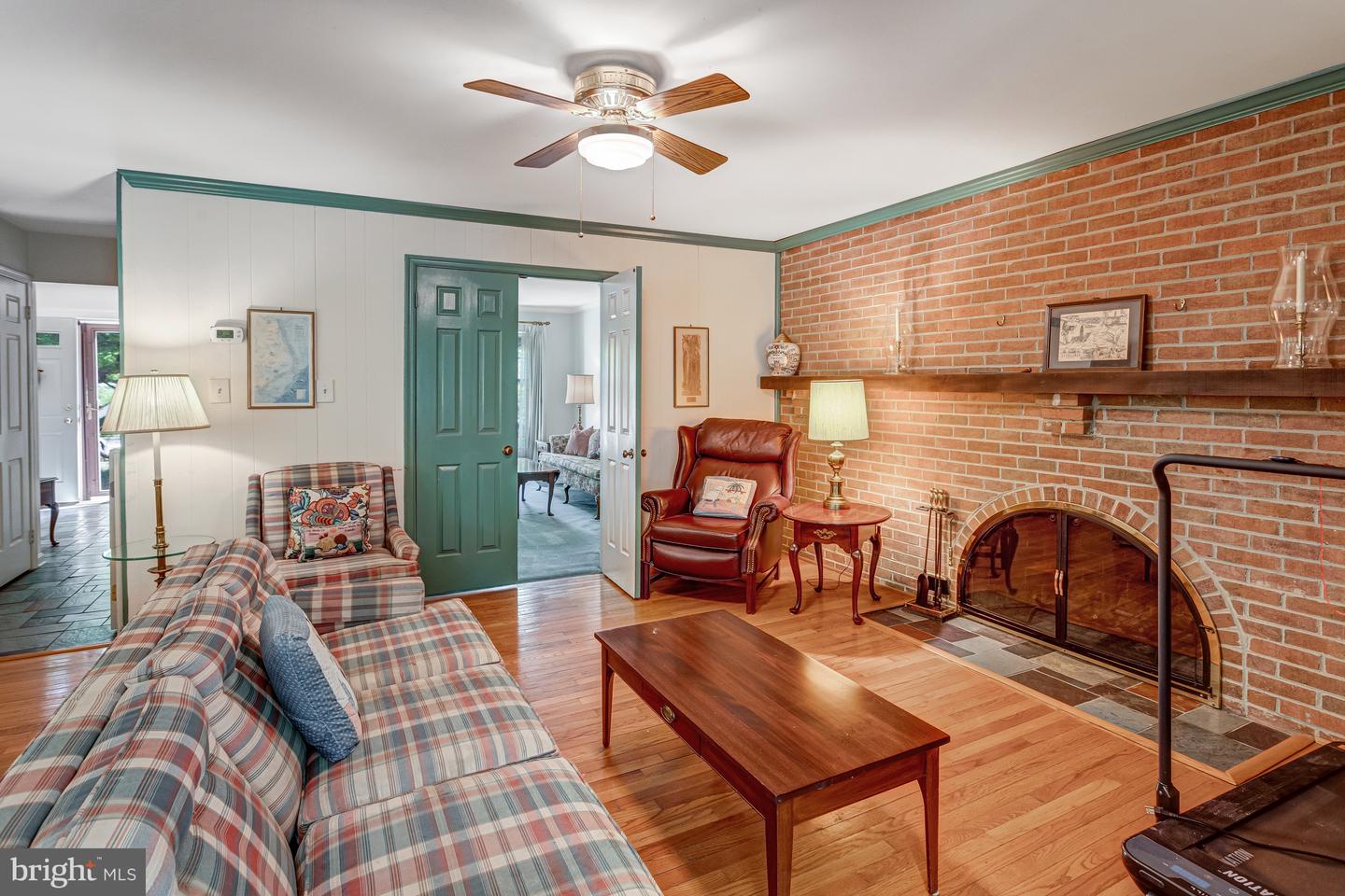 4306 BIRCH POND LN, FAIRFAX, Virginia 22033, 4 Bedrooms Bedrooms, ,3 BathroomsBathrooms,Residential,For sale,4306 BIRCH POND LN,VAFX2231422 MLS # VAFX2231422