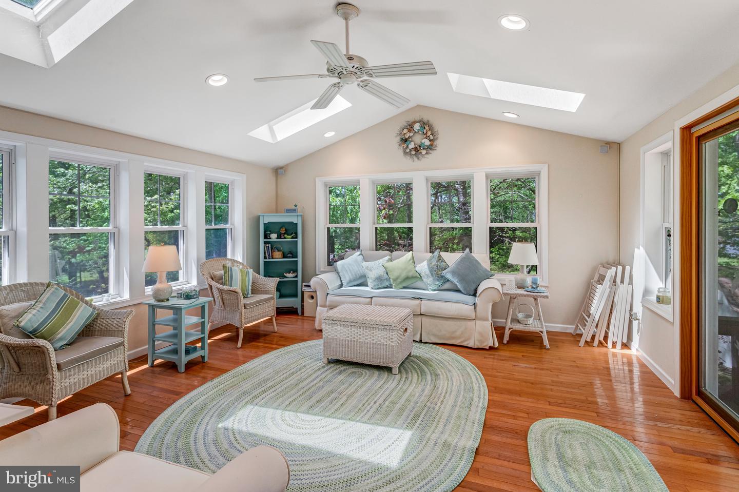 4306 BIRCH POND LN, FAIRFAX, Virginia 22033, 4 Bedrooms Bedrooms, ,3 BathroomsBathrooms,Residential,For sale,4306 BIRCH POND LN,VAFX2231422 MLS # VAFX2231422