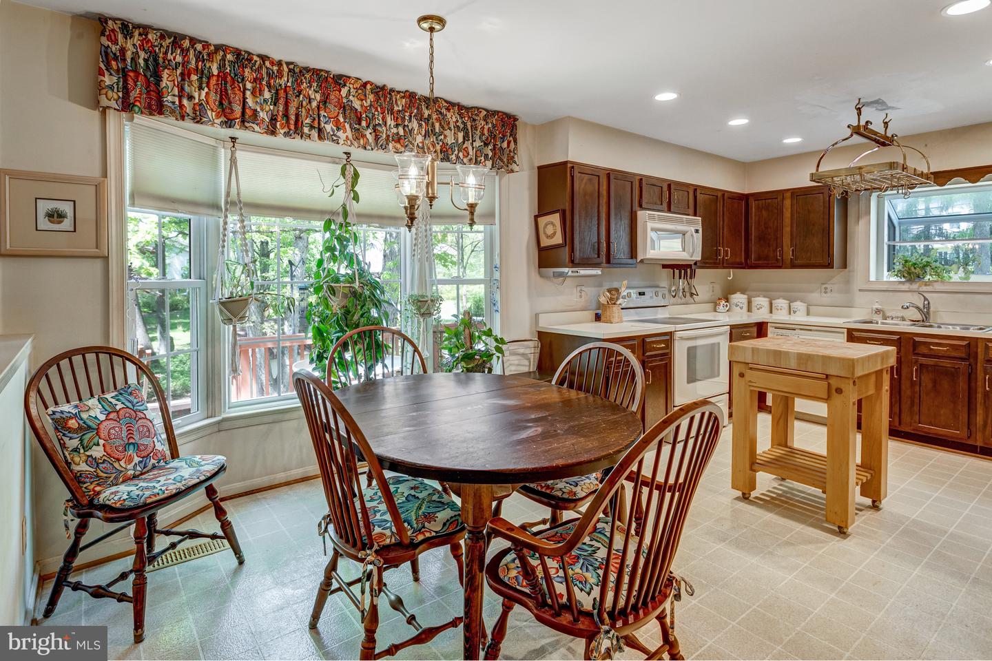 4306 BIRCH POND LN, FAIRFAX, Virginia 22033, 4 Bedrooms Bedrooms, ,3 BathroomsBathrooms,Residential,For sale,4306 BIRCH POND LN,VAFX2231422 MLS # VAFX2231422