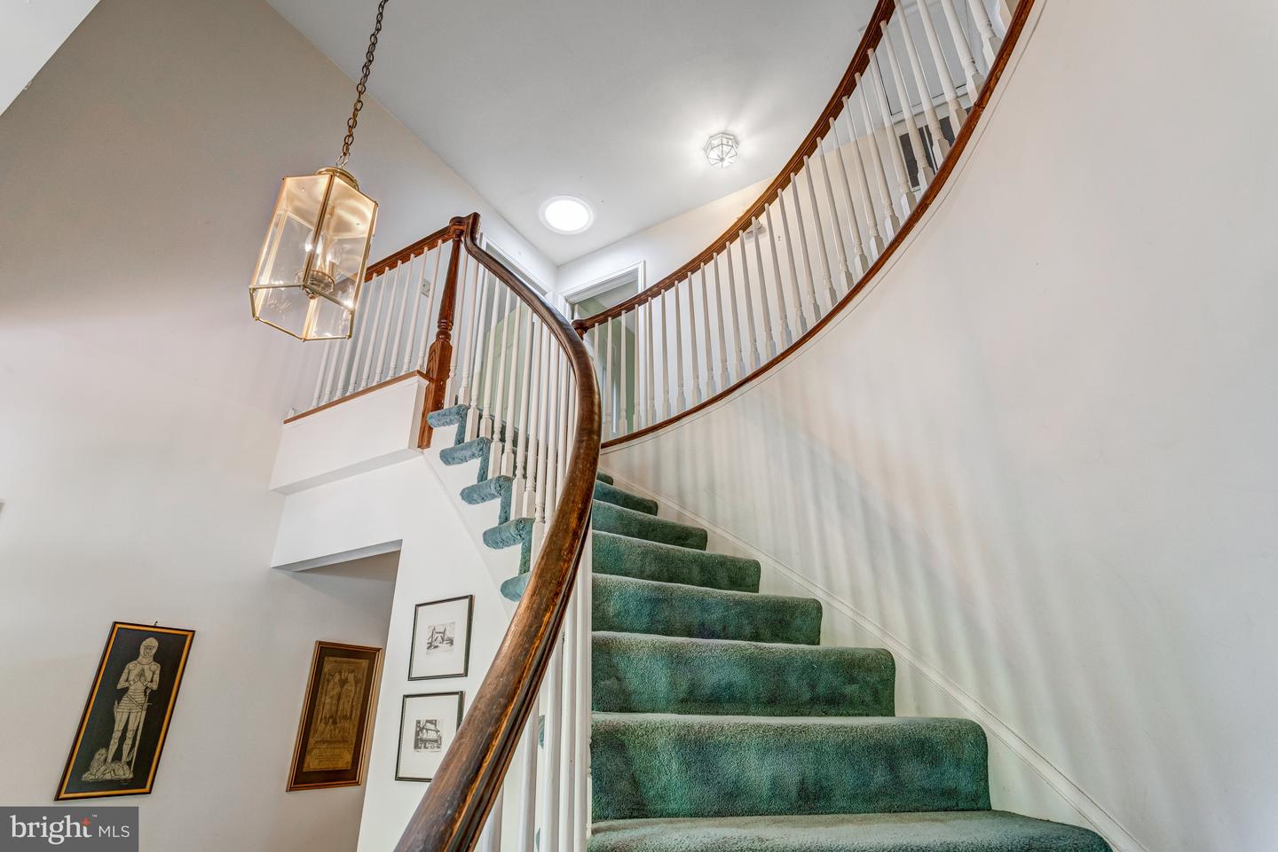 4306 BIRCH POND LN, FAIRFAX, Virginia 22033, 4 Bedrooms Bedrooms, ,3 BathroomsBathrooms,Residential,For sale,4306 BIRCH POND LN,VAFX2231422 MLS # VAFX2231422