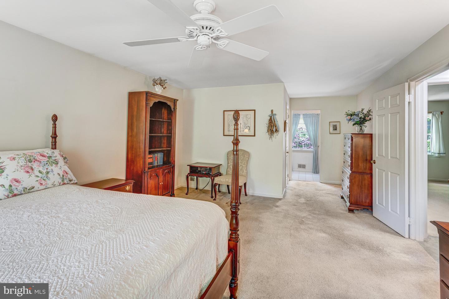 4306 BIRCH POND LN, FAIRFAX, Virginia 22033, 4 Bedrooms Bedrooms, ,3 BathroomsBathrooms,Residential,For sale,4306 BIRCH POND LN,VAFX2231422 MLS # VAFX2231422