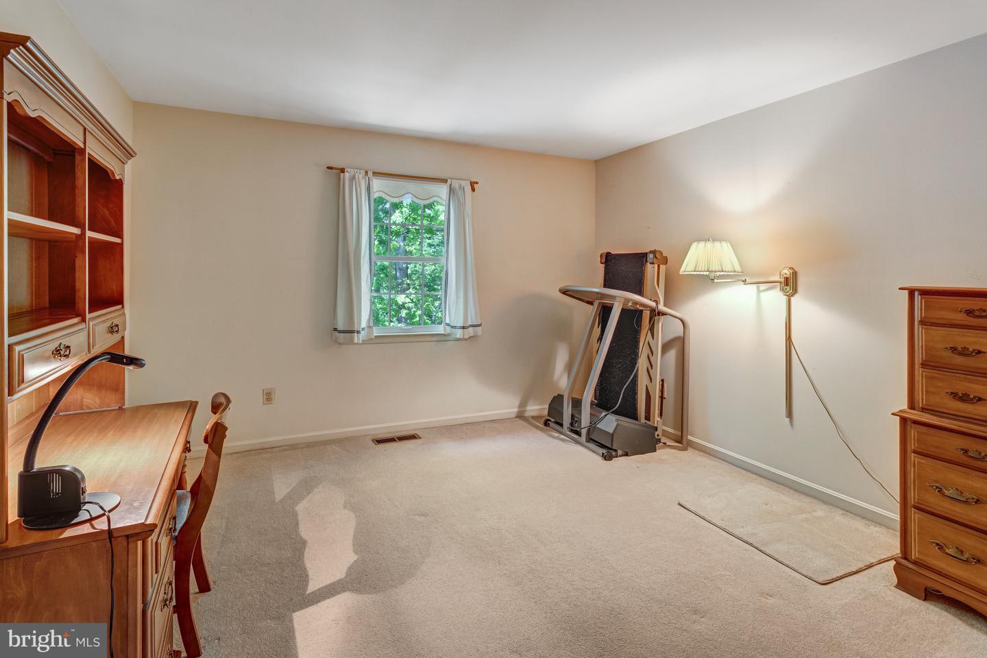 4306 BIRCH POND LN, FAIRFAX, Virginia 22033, 4 Bedrooms Bedrooms, ,3 BathroomsBathrooms,Residential,For sale,4306 BIRCH POND LN,VAFX2231422 MLS # VAFX2231422