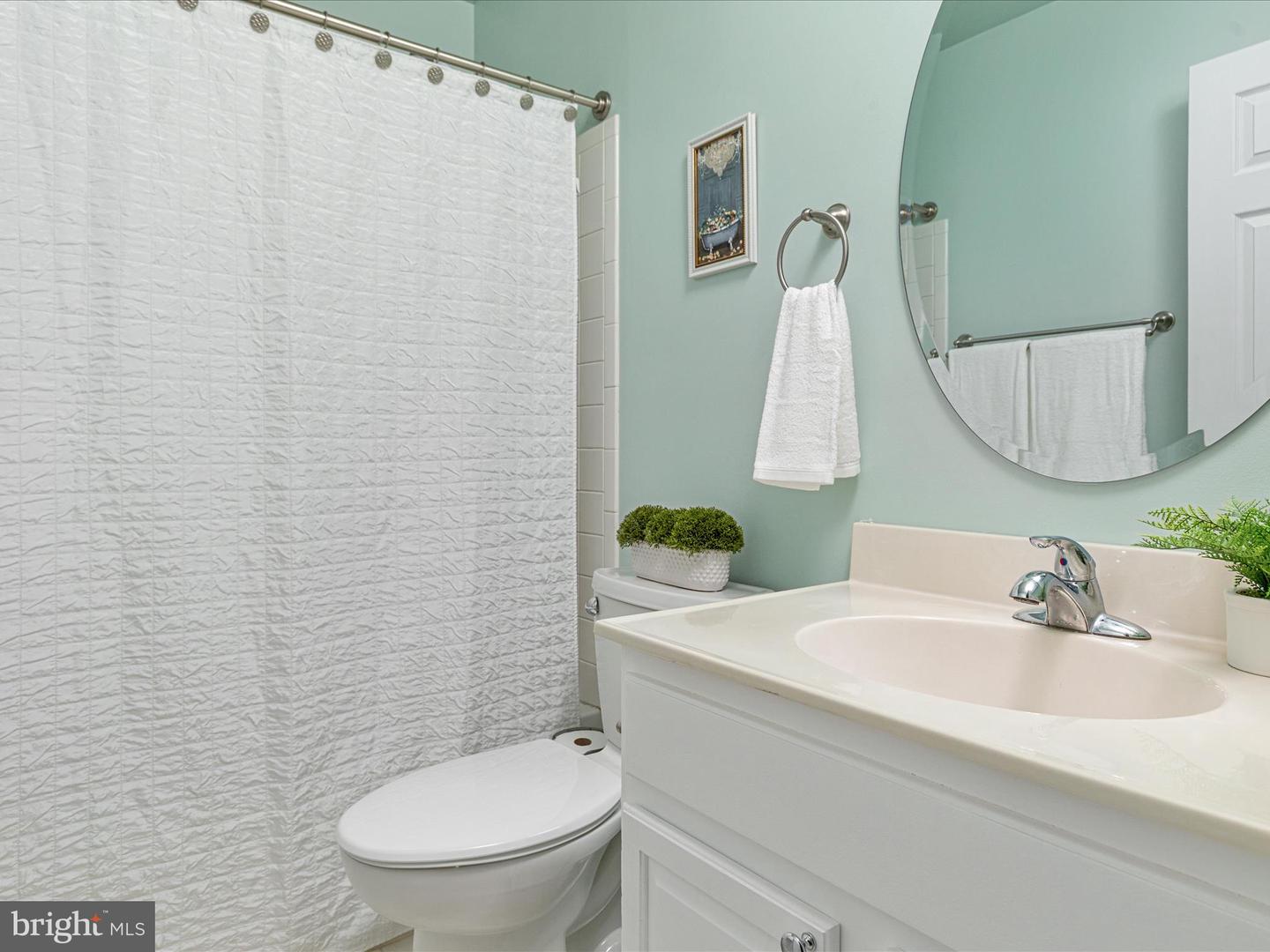 12119 TAMAR CT, BRISTOW, Virginia 20136, 4 Bedrooms Bedrooms, ,3 BathroomsBathrooms,Residential,For sale,12119 TAMAR CT,VAPW2090932 MLS # VAPW2090932