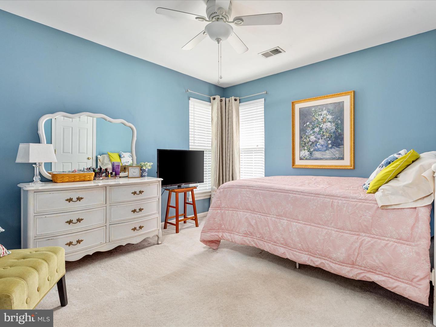 12119 TAMAR CT, BRISTOW, Virginia 20136, 4 Bedrooms Bedrooms, ,3 BathroomsBathrooms,Residential,For sale,12119 TAMAR CT,VAPW2090932 MLS # VAPW2090932
