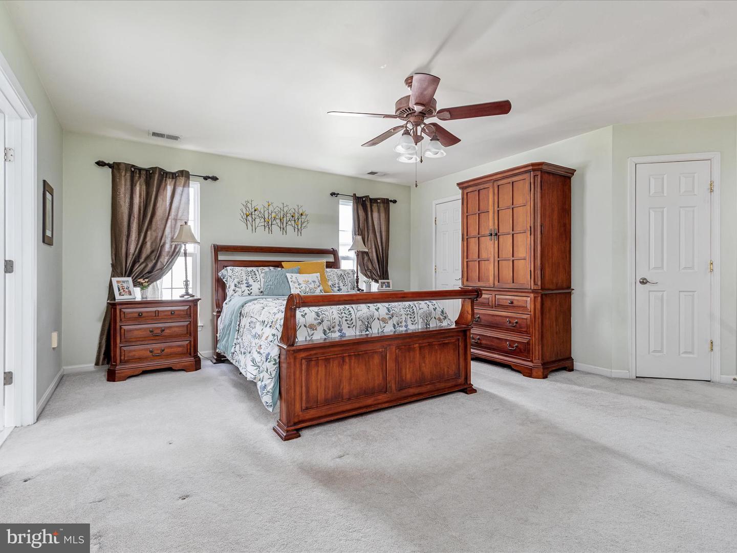 12119 TAMAR CT, BRISTOW, Virginia 20136, 4 Bedrooms Bedrooms, ,3 BathroomsBathrooms,Residential,For sale,12119 TAMAR CT,VAPW2090932 MLS # VAPW2090932