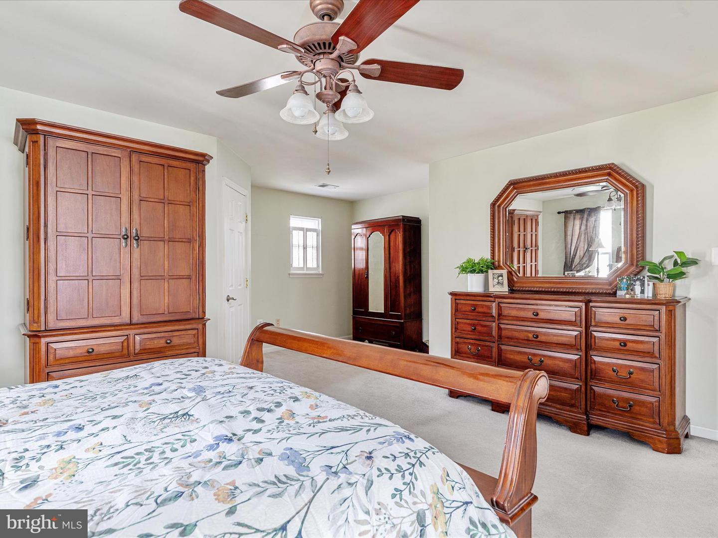 12119 TAMAR CT, BRISTOW, Virginia 20136, 4 Bedrooms Bedrooms, ,3 BathroomsBathrooms,Residential,For sale,12119 TAMAR CT,VAPW2090932 MLS # VAPW2090932