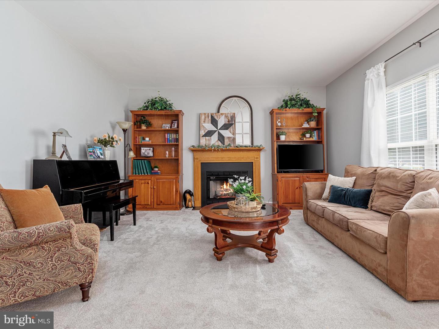 12119 TAMAR CT, BRISTOW, Virginia 20136, 4 Bedrooms Bedrooms, ,3 BathroomsBathrooms,Residential,For sale,12119 TAMAR CT,VAPW2090932 MLS # VAPW2090932