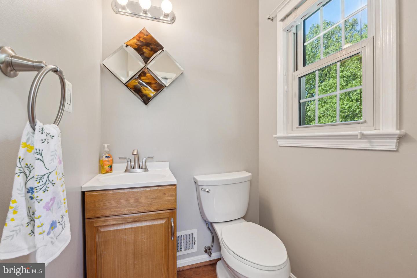 6028 BERWYND RD, FAIRFAX, Virginia 22030, 4 Bedrooms Bedrooms, ,3 BathroomsBathrooms,Residential,For sale,6028 BERWYND RD,VAFX2231450 MLS # VAFX2231450