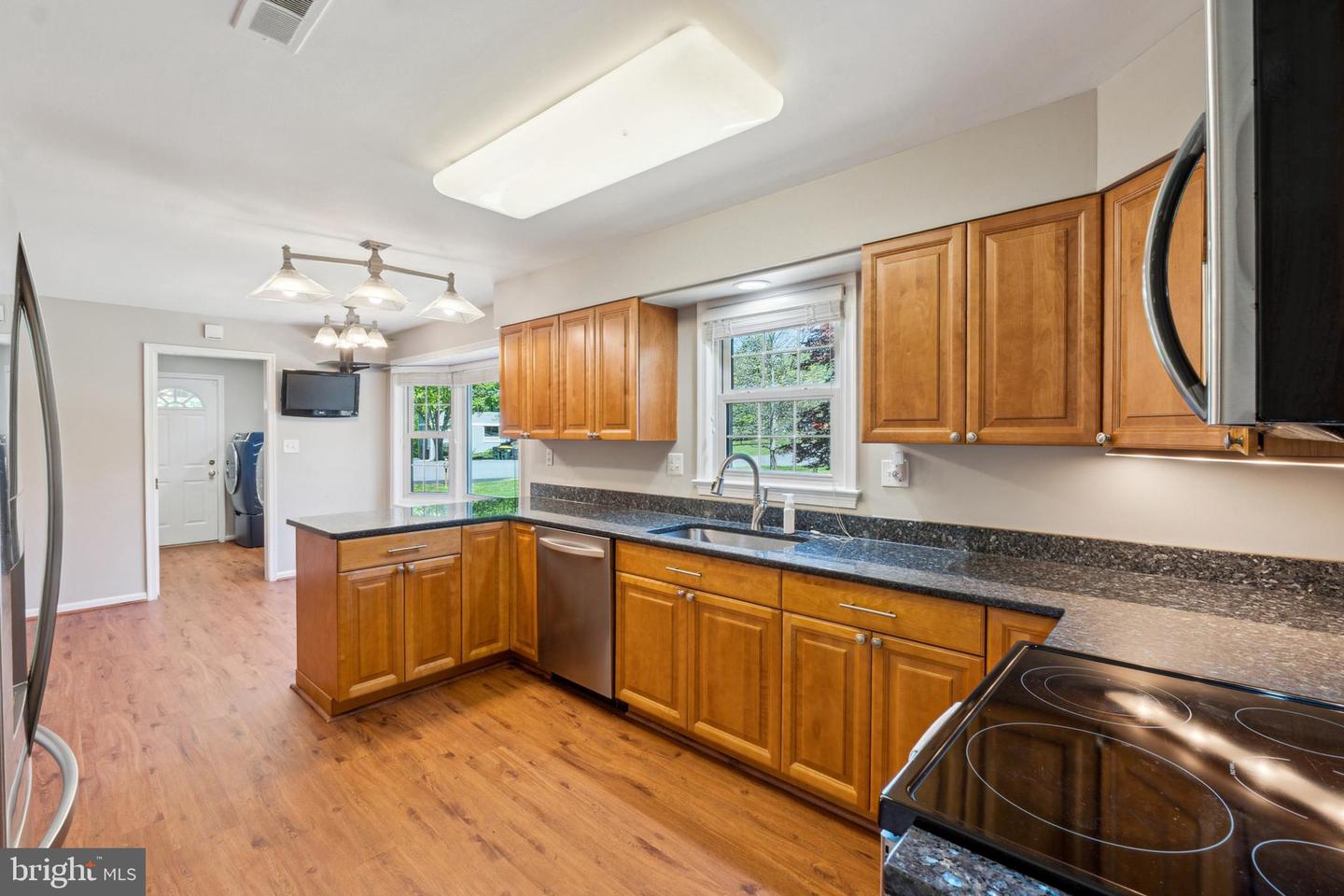 6028 BERWYND RD, FAIRFAX, Virginia 22030, 4 Bedrooms Bedrooms, ,3 BathroomsBathrooms,Residential,For sale,6028 BERWYND RD,VAFX2231450 MLS # VAFX2231450