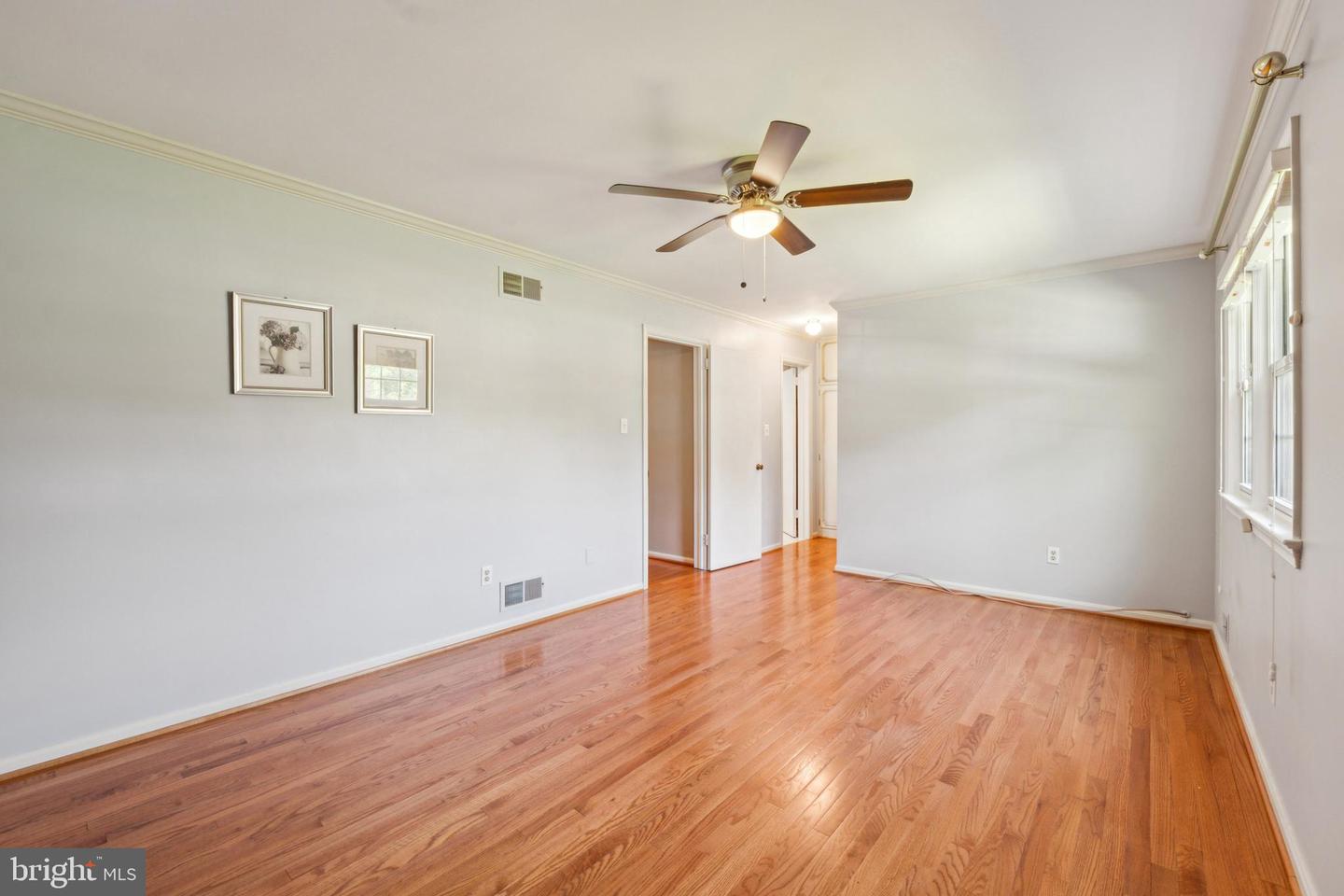 6028 BERWYND RD, FAIRFAX, Virginia 22030, 4 Bedrooms Bedrooms, ,3 BathroomsBathrooms,Residential,For sale,6028 BERWYND RD,VAFX2231450 MLS # VAFX2231450