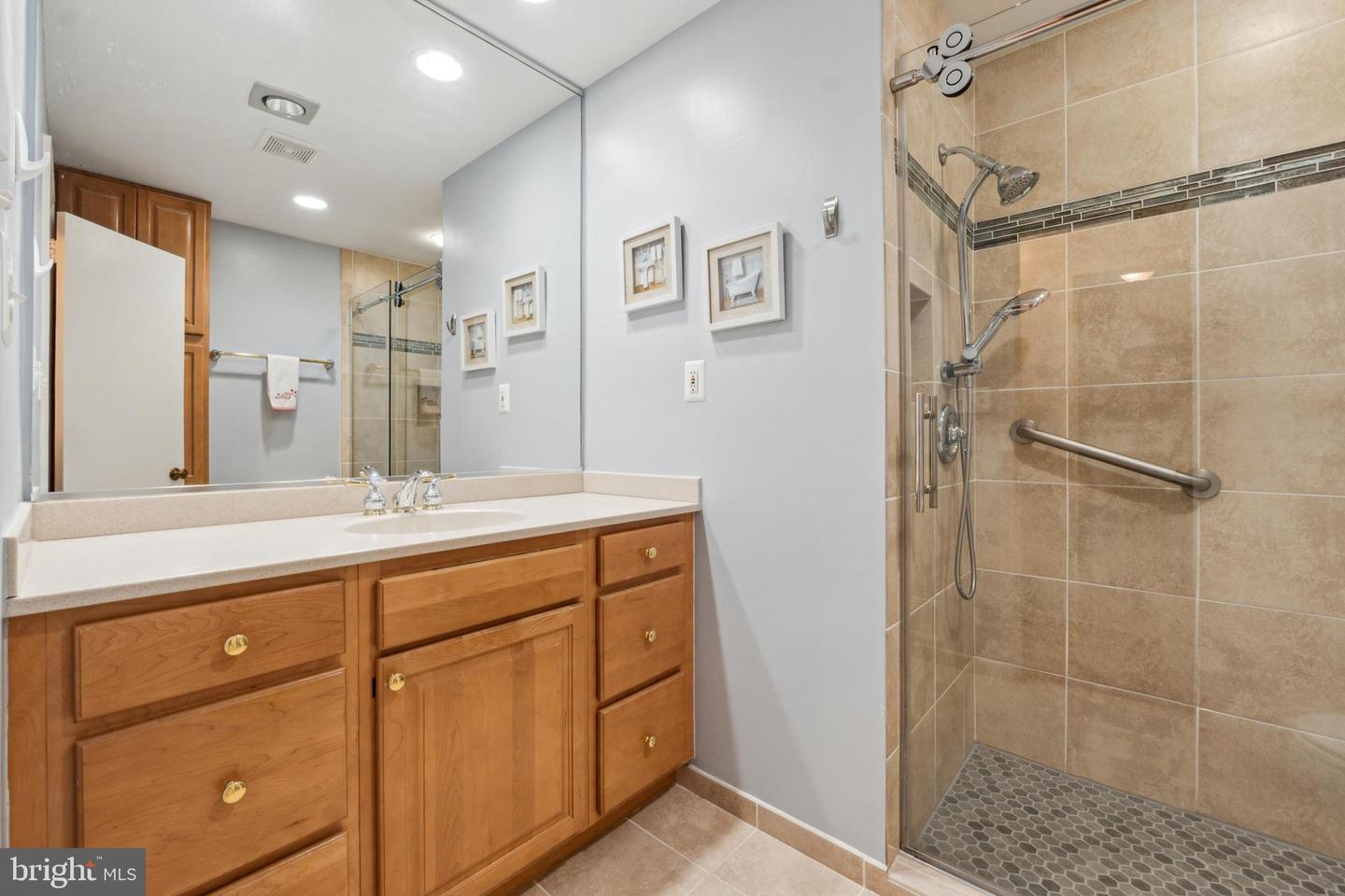 6028 BERWYND RD, FAIRFAX, Virginia 22030, 4 Bedrooms Bedrooms, ,3 BathroomsBathrooms,Residential,For sale,6028 BERWYND RD,VAFX2231450 MLS # VAFX2231450