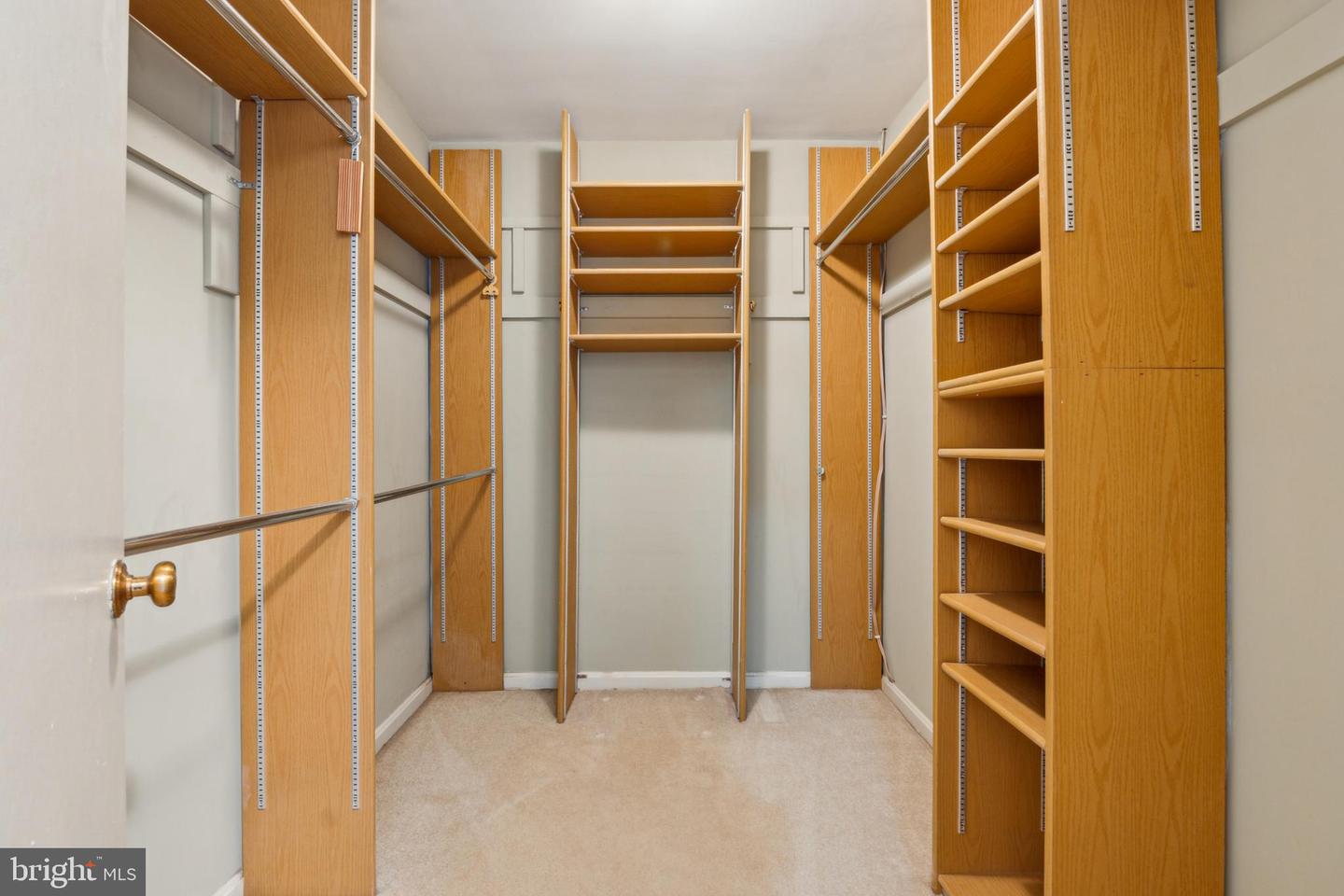 6028 BERWYND RD, FAIRFAX, Virginia 22030, 4 Bedrooms Bedrooms, ,3 BathroomsBathrooms,Residential,For sale,6028 BERWYND RD,VAFX2231450 MLS # VAFX2231450