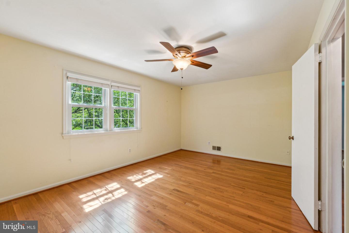 6028 BERWYND RD, FAIRFAX, Virginia 22030, 4 Bedrooms Bedrooms, ,3 BathroomsBathrooms,Residential,For sale,6028 BERWYND RD,VAFX2231450 MLS # VAFX2231450