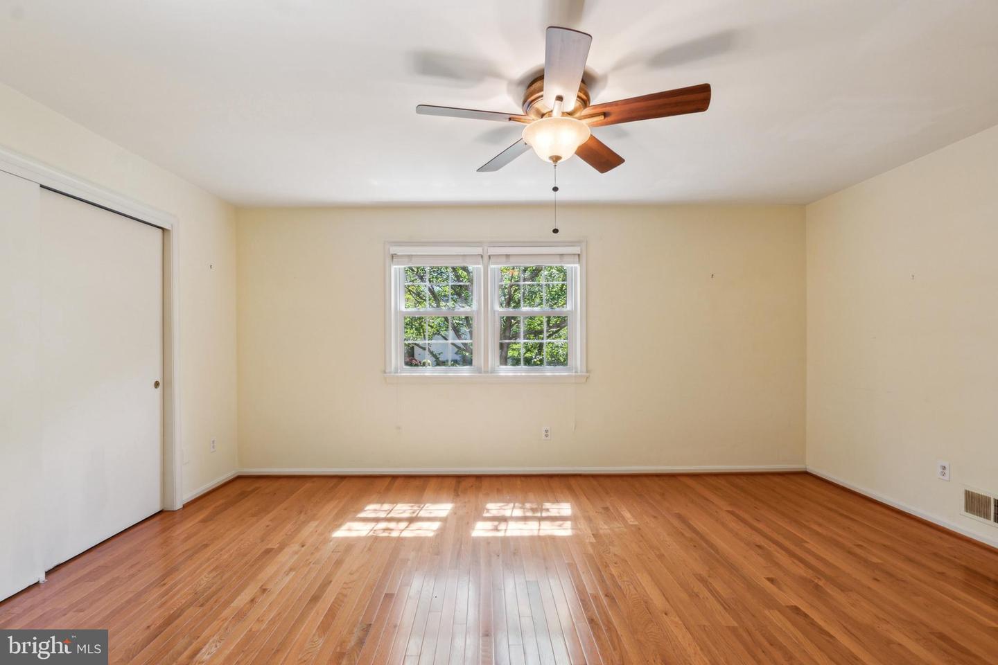 6028 BERWYND RD, FAIRFAX, Virginia 22030, 4 Bedrooms Bedrooms, ,3 BathroomsBathrooms,Residential,For sale,6028 BERWYND RD,VAFX2231450 MLS # VAFX2231450