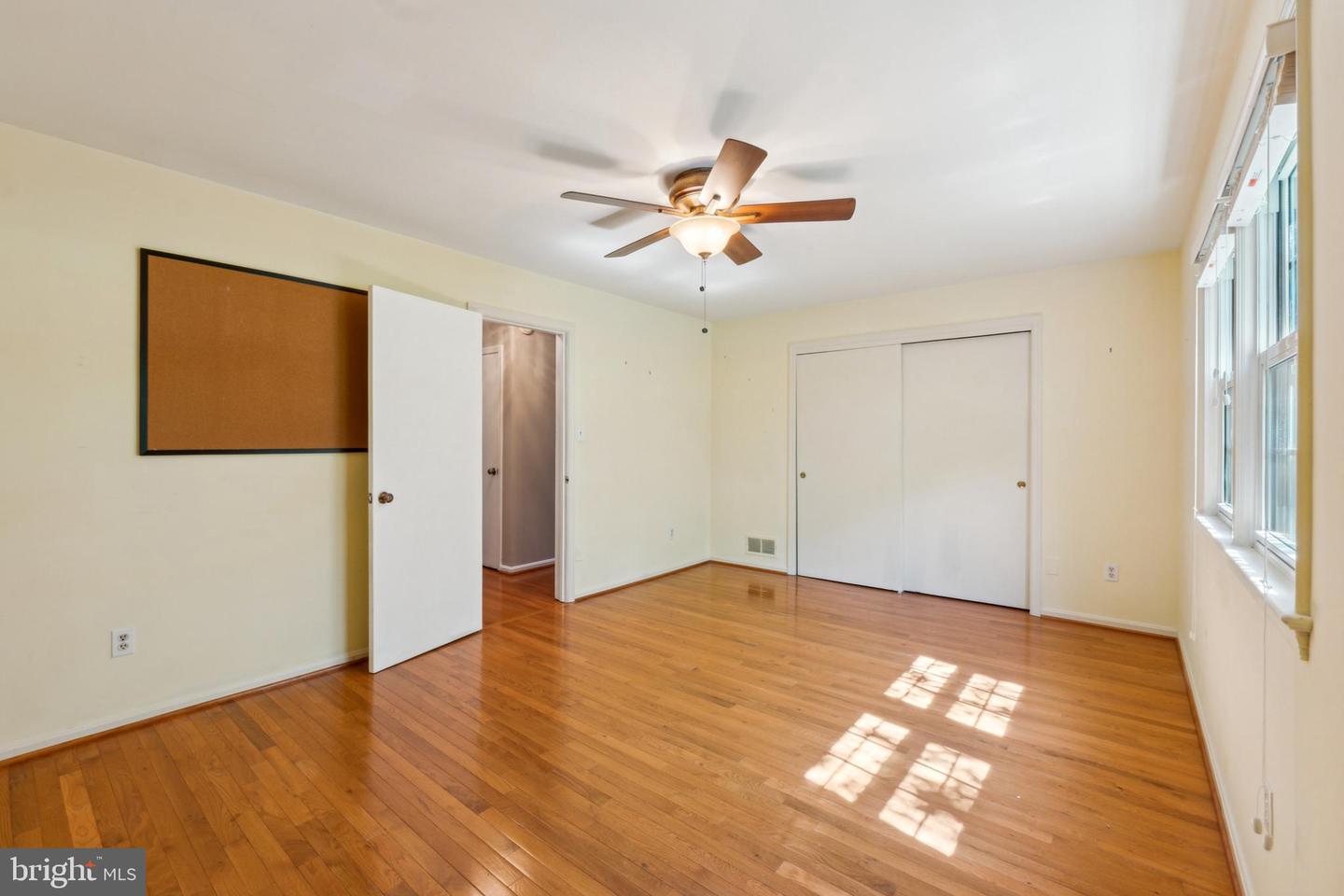 6028 BERWYND RD, FAIRFAX, Virginia 22030, 4 Bedrooms Bedrooms, ,3 BathroomsBathrooms,Residential,For sale,6028 BERWYND RD,VAFX2231450 MLS # VAFX2231450