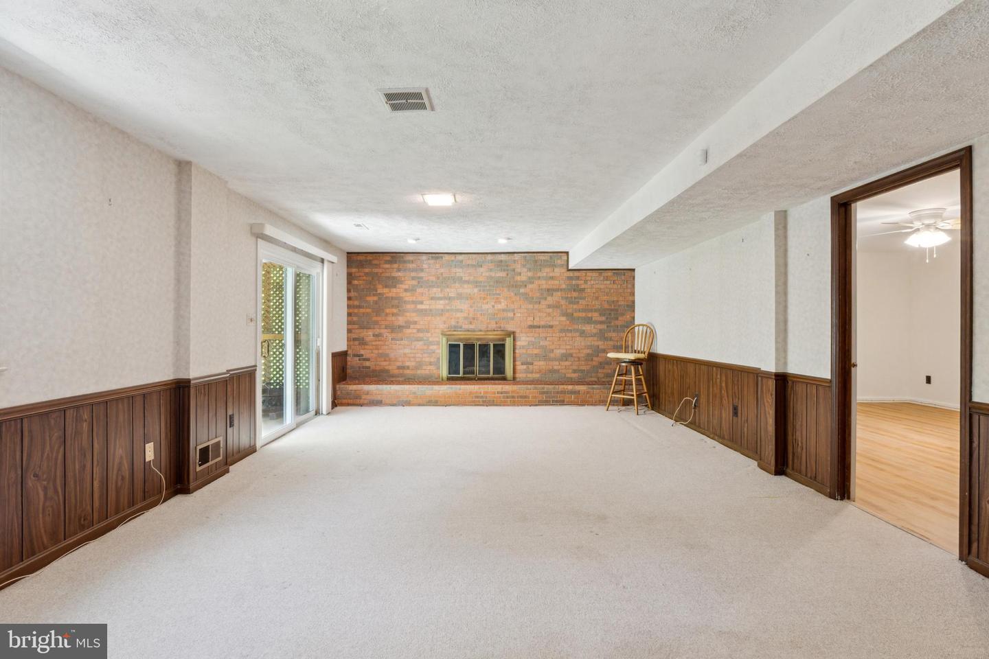 6028 BERWYND RD, FAIRFAX, Virginia 22030, 4 Bedrooms Bedrooms, ,3 BathroomsBathrooms,Residential,For sale,6028 BERWYND RD,VAFX2231450 MLS # VAFX2231450