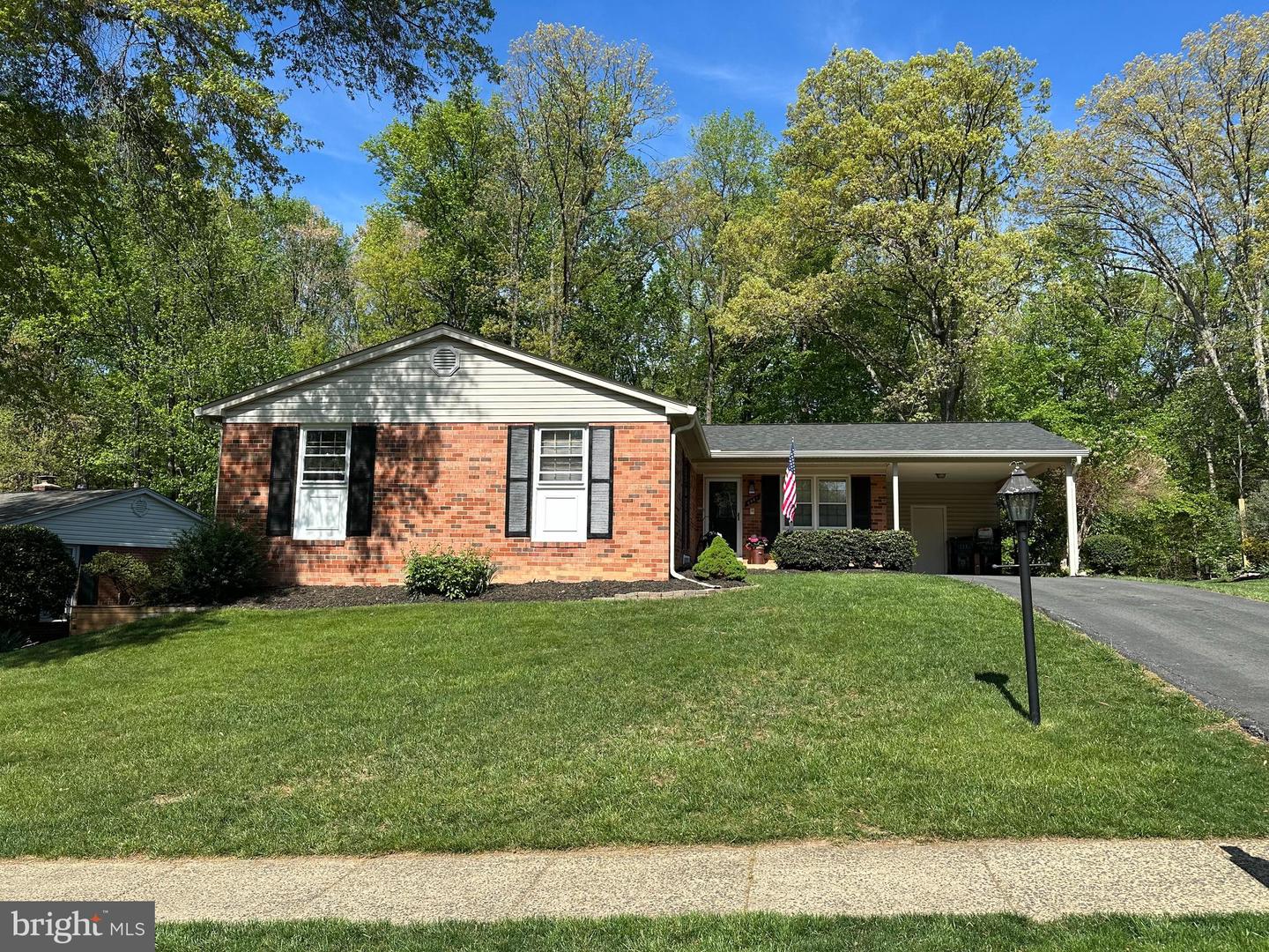 6961 CONSERVATION DR, SPRINGFIELD, Virginia 22153, 4 Bedrooms Bedrooms, ,3 BathroomsBathrooms,Residential,For sale,6961 CONSERVATION DR,VAFX2231462 MLS # VAFX2231462