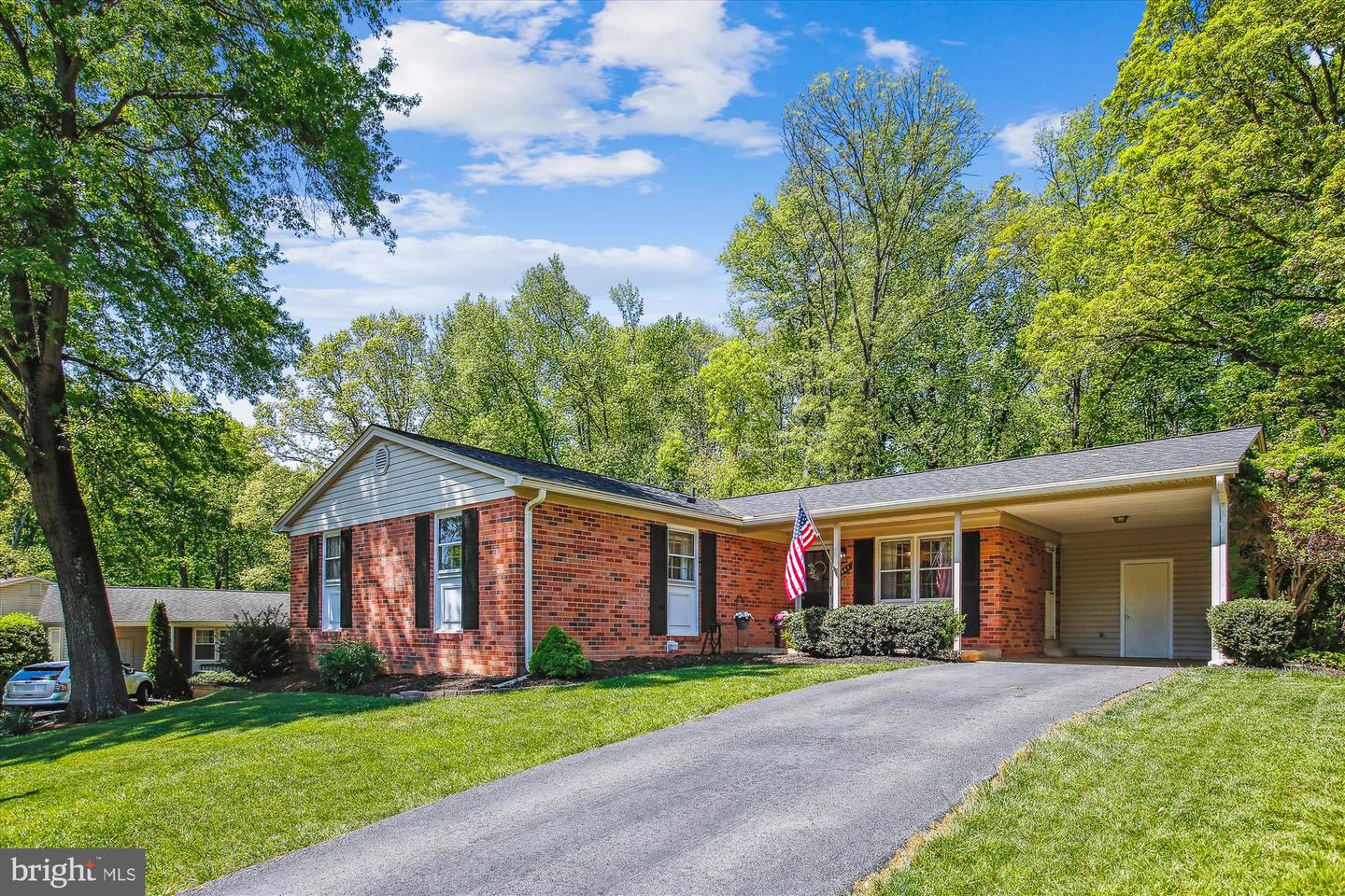 6961 CONSERVATION DR, SPRINGFIELD, Virginia 22153, 4 Bedrooms Bedrooms, ,3 BathroomsBathrooms,Residential,For sale,6961 CONSERVATION DR,VAFX2231462 MLS # VAFX2231462