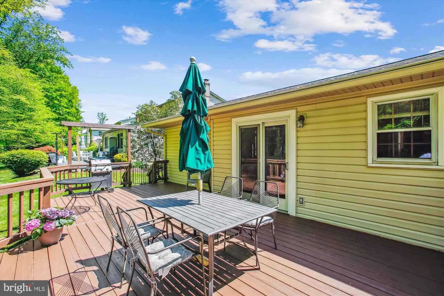6961 CONSERVATION DR, SPRINGFIELD, Virginia 22153, 4 Bedrooms Bedrooms, ,3 BathroomsBathrooms,Residential,For sale,6961 CONSERVATION DR,VAFX2231462 MLS # VAFX2231462