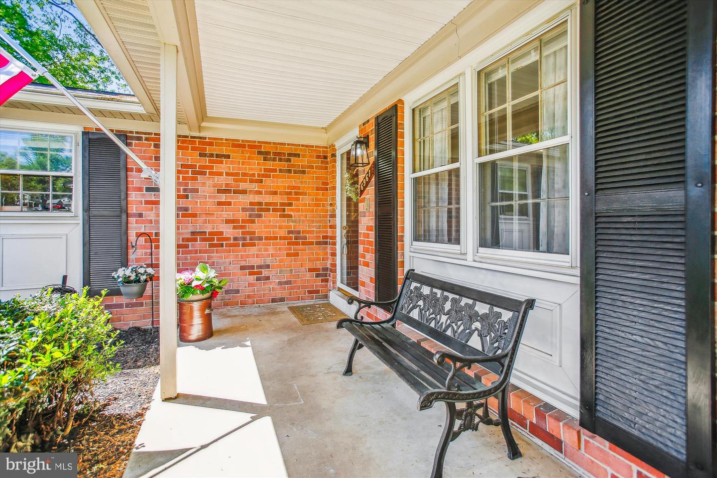 6961 CONSERVATION DR, SPRINGFIELD, Virginia 22153, 4 Bedrooms Bedrooms, ,3 BathroomsBathrooms,Residential,For sale,6961 CONSERVATION DR,VAFX2231462 MLS # VAFX2231462
