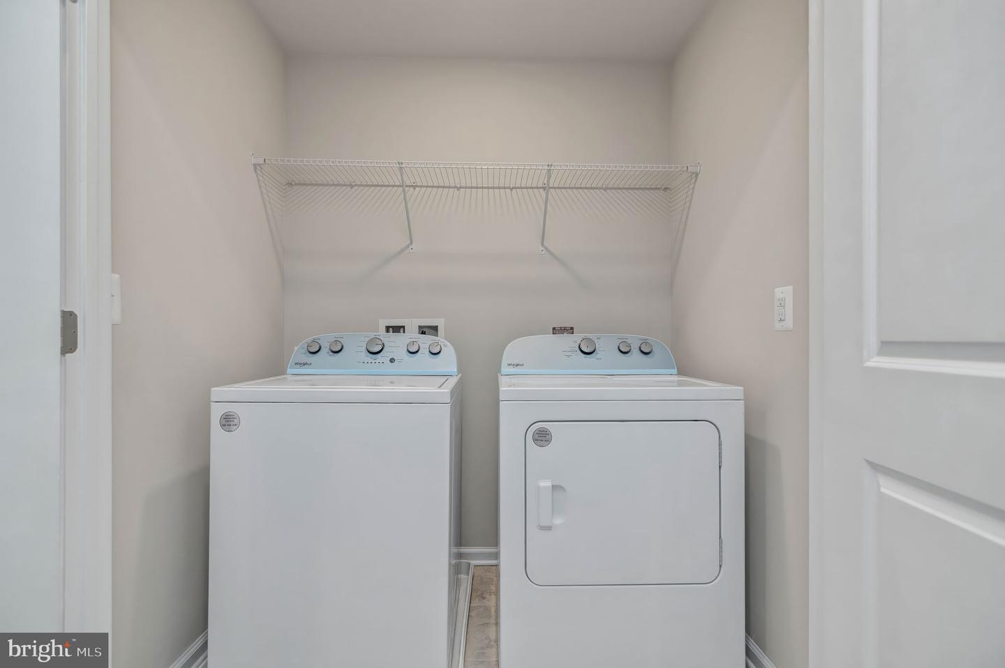 15500 SMOKE BOX WAY, WOODBRIDGE, Virginia 22191, 3 Bedrooms Bedrooms, ,2 BathroomsBathrooms,Residential,For sale,15500 SMOKE BOX WAY,VAPW2091000 MLS # VAPW2091000