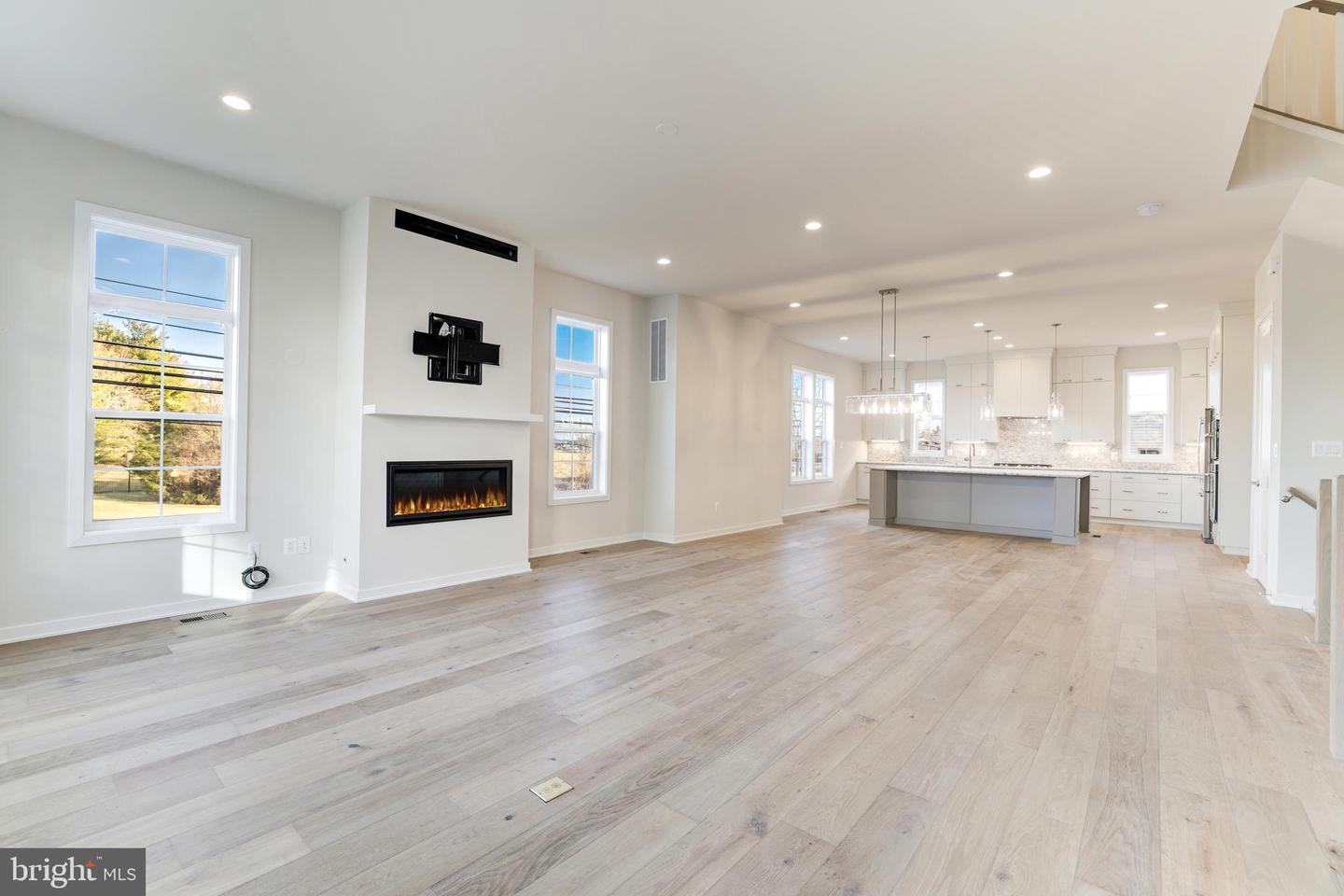 43920 LUDWELL FARM SQ, ASHBURN, Virginia 20147, 3 Bedrooms Bedrooms, ,3 BathroomsBathrooms,Residential,For sale,43920 LUDWELL FARM SQ,VALO2092782 MLS # VALO2092782