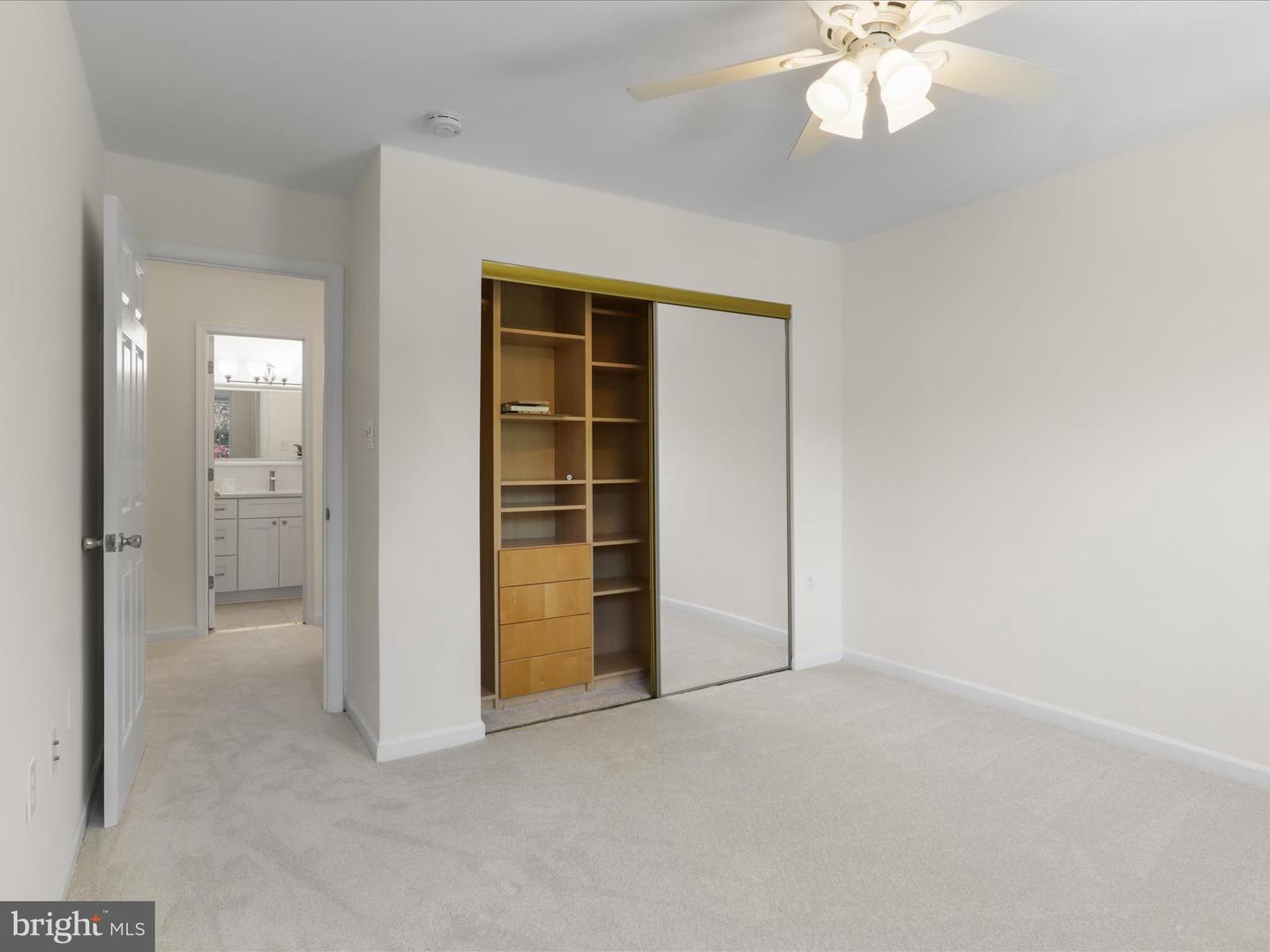 1034 MOOREFIELD CREEK RD SW, VIENNA, Virginia 22180, 3 Bedrooms Bedrooms, ,2 BathroomsBathrooms,Residential,For sale,1034 MOOREFIELD CREEK RD SW,VAFX2231624 MLS # VAFX2231624