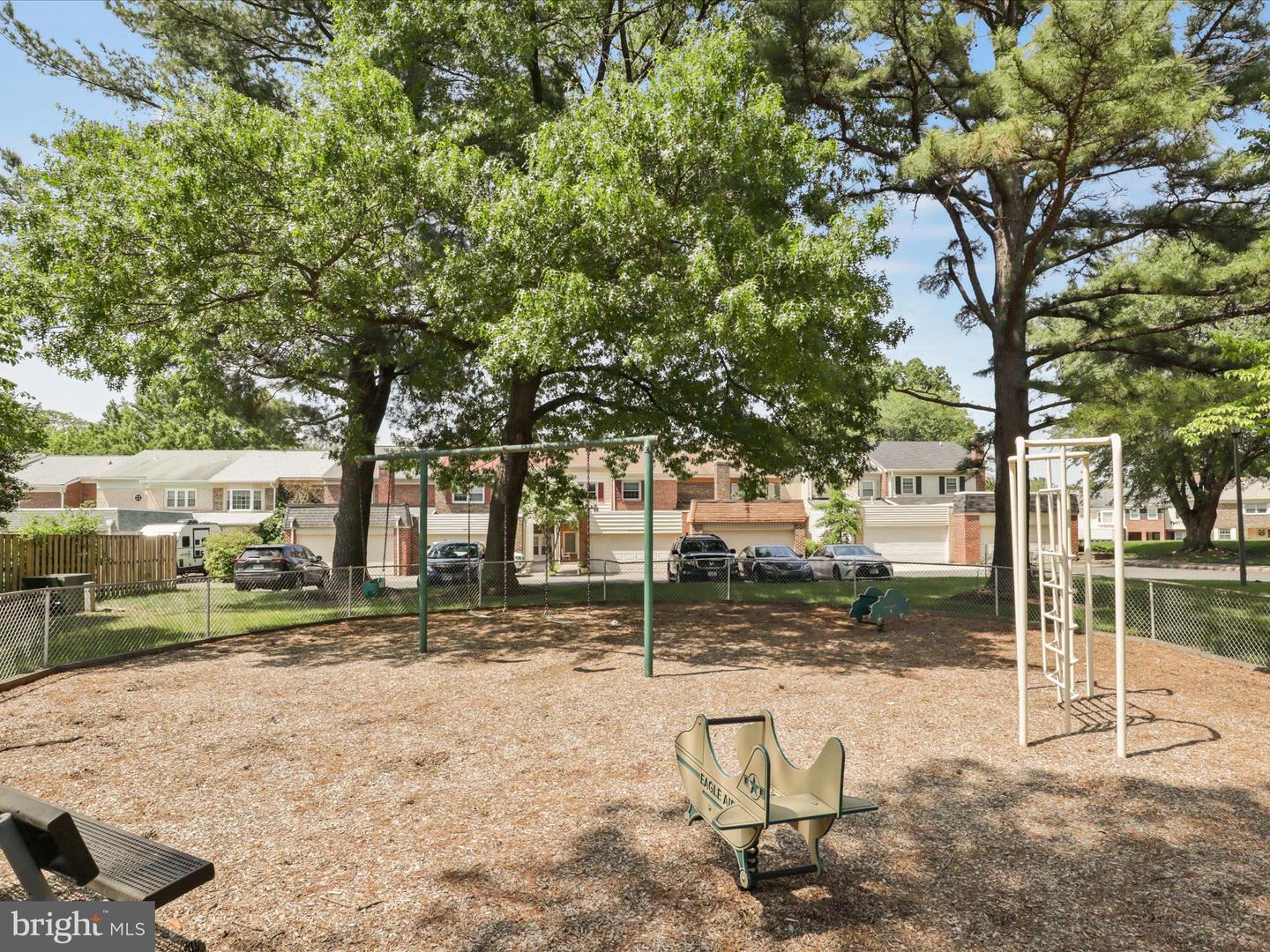 1034 MOOREFIELD CREEK RD SW, VIENNA, Virginia 22180, 3 Bedrooms Bedrooms, ,2 BathroomsBathrooms,Residential,For sale,1034 MOOREFIELD CREEK RD SW,VAFX2231624 MLS # VAFX2231624