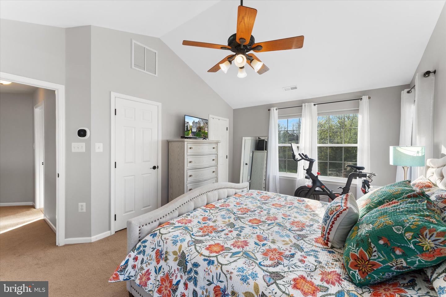 1248 BARKSDALE DR NE, LEESBURG, Virginia 20176, 5 Bedrooms Bedrooms, ,3 BathroomsBathrooms,Residential,For sale,1248 BARKSDALE DR NE,VALO2092844 MLS # VALO2092844