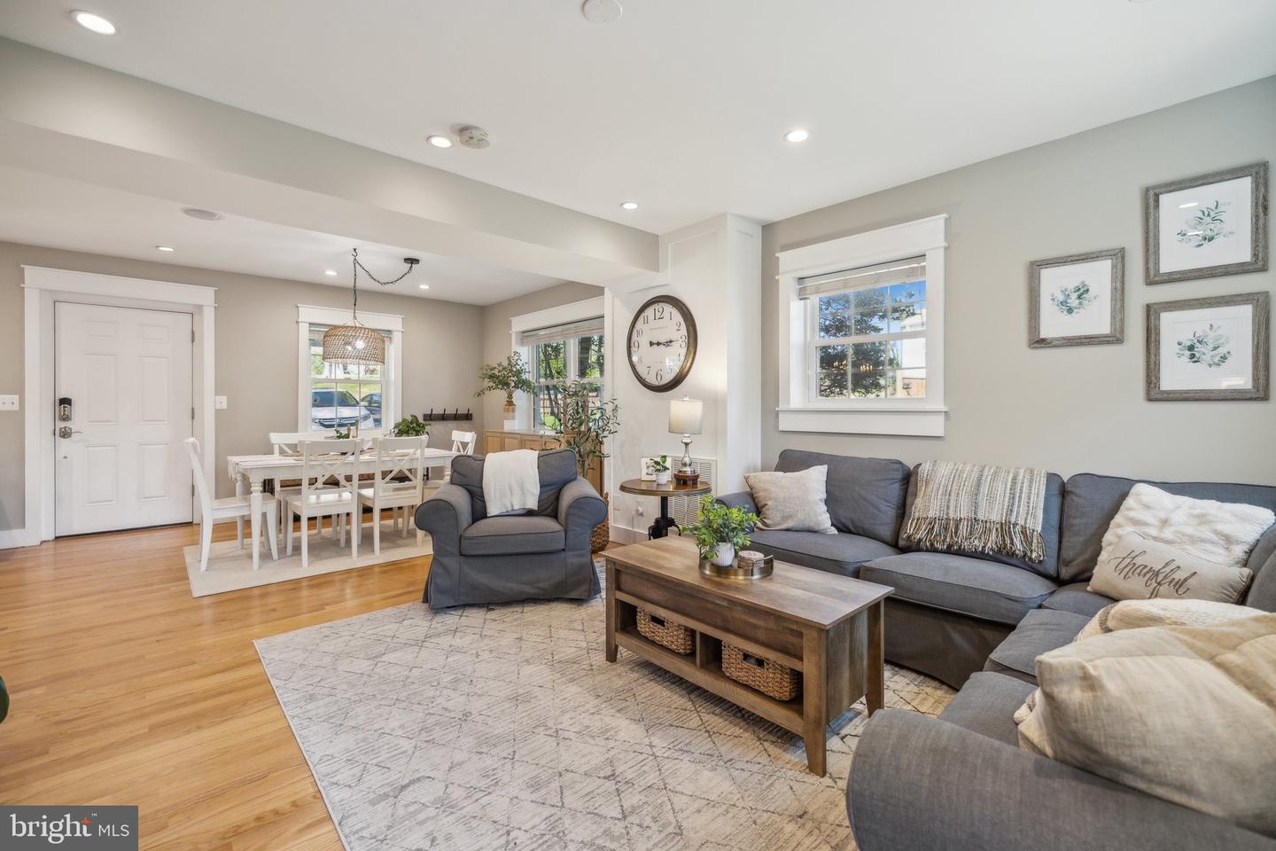 7225 TYLER AVE, FALLS CHURCH, Virginia 22042, 5 Bedrooms Bedrooms, ,3 BathroomsBathrooms,Residential,For sale,7225 TYLER AVE,VAFX2231778 MLS # VAFX2231778