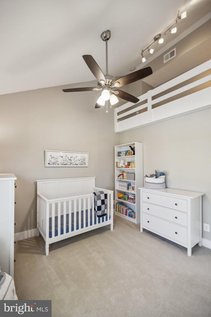 7225 TYLER AVE, FALLS CHURCH, Virginia 22042, 5 Bedrooms Bedrooms, ,3 BathroomsBathrooms,Residential,For sale,7225 TYLER AVE,VAFX2231778 MLS # VAFX2231778