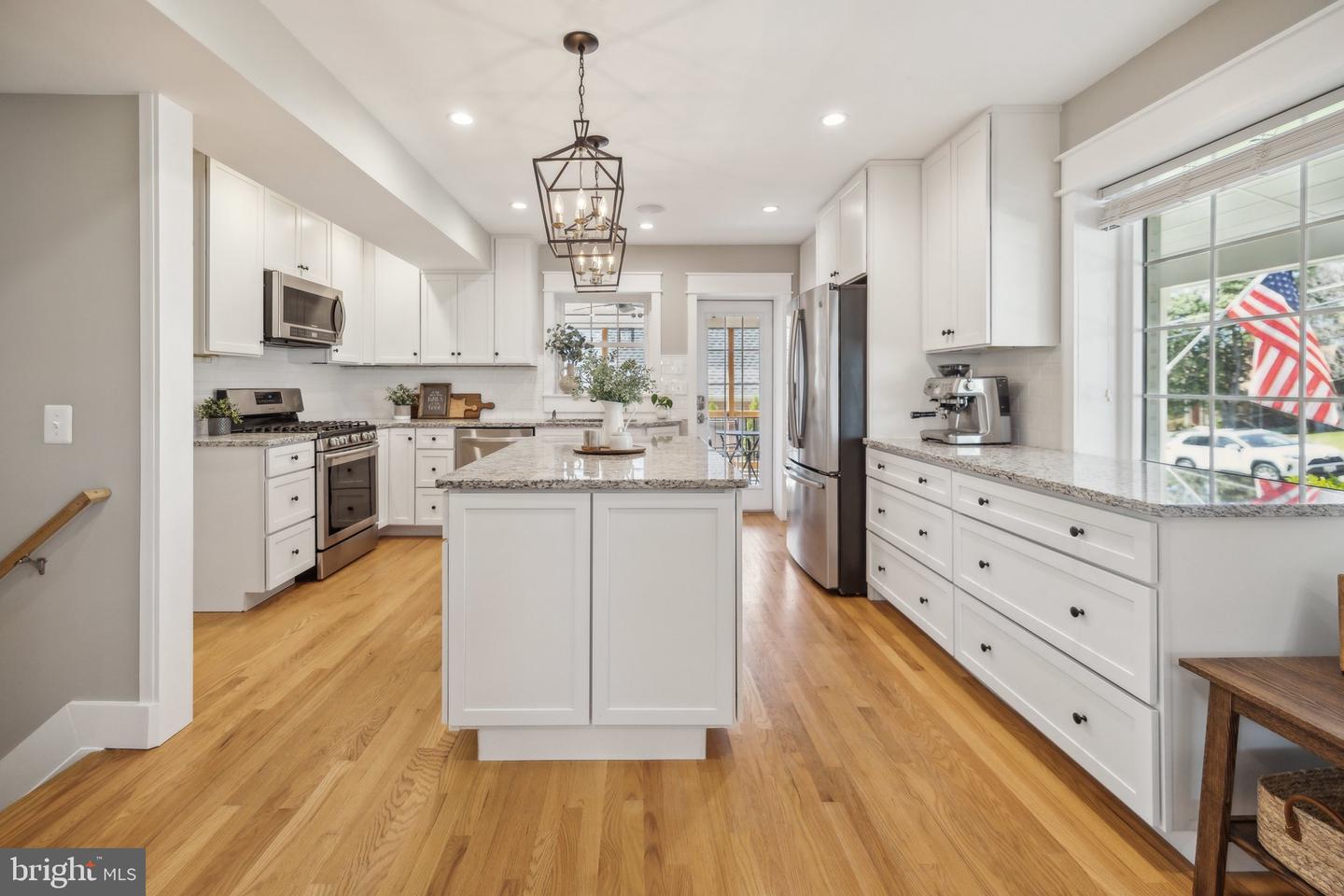 7225 TYLER AVE, FALLS CHURCH, Virginia 22042, 5 Bedrooms Bedrooms, ,3 BathroomsBathrooms,Residential,For sale,7225 TYLER AVE,VAFX2231778 MLS # VAFX2231778