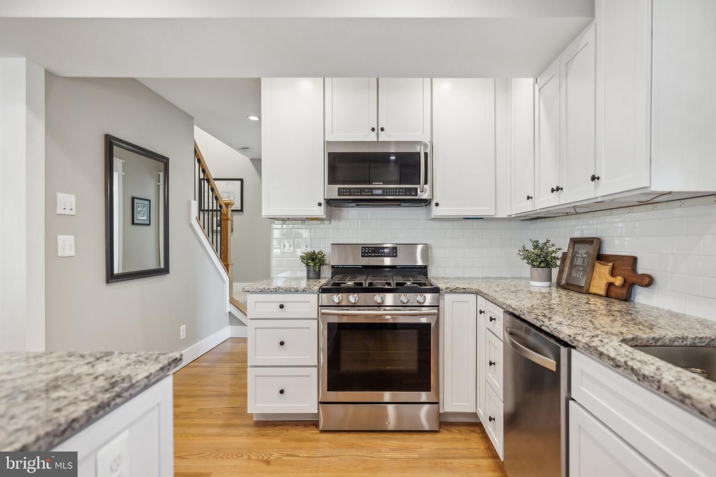 7225 TYLER AVE, FALLS CHURCH, Virginia 22042, 5 Bedrooms Bedrooms, ,3 BathroomsBathrooms,Residential,For sale,7225 TYLER AVE,VAFX2231778 MLS # VAFX2231778