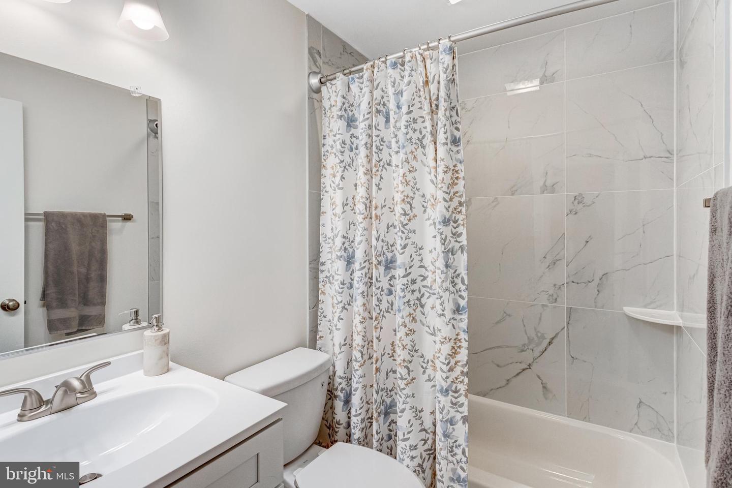 2454 KILPATRICK PL, DUMFRIES, Virginia 22026, 3 Bedrooms Bedrooms, ,2 BathroomsBathrooms,Residential,For sale,2454 KILPATRICK PL,VAPW2091094 MLS # VAPW2091094