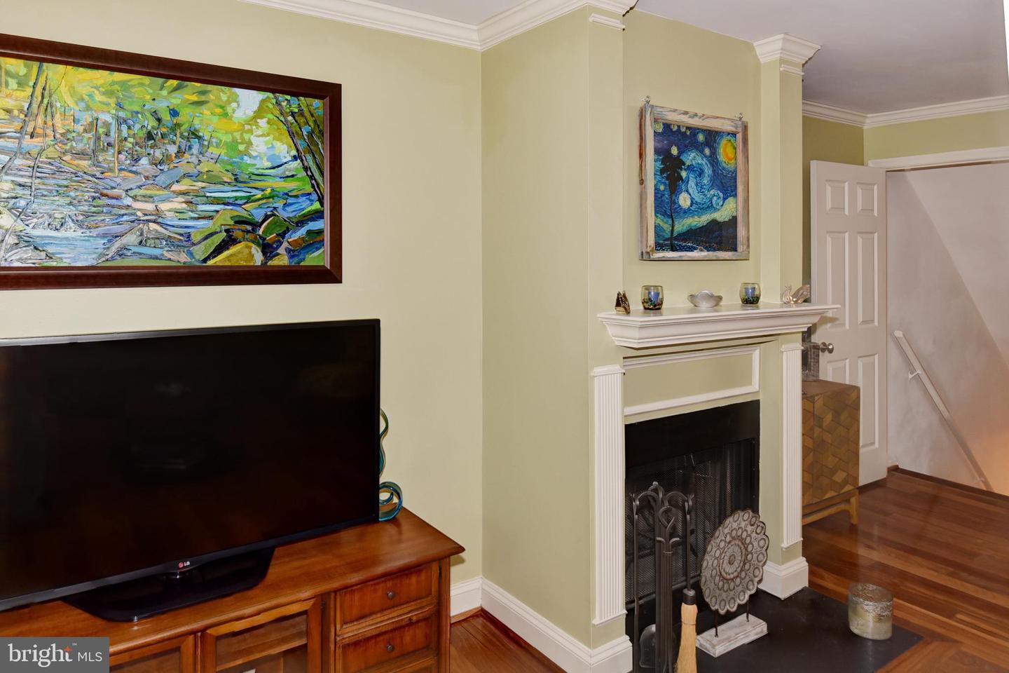 2423 ALSOP CT, RESTON, Virginia 20191, 3 Bedrooms Bedrooms, ,2 BathroomsBathrooms,Residential,For sale,2423 ALSOP CT,VAFX2231878 MLS # VAFX2231878