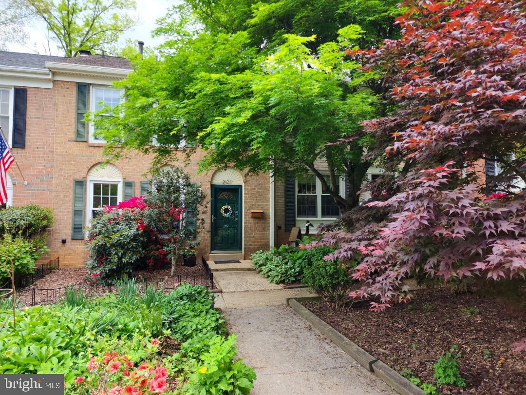 2423 ALSOP CT, RESTON, Virginia 20191, 3 Bedrooms Bedrooms, ,2 BathroomsBathrooms,Residential,For sale,2423 ALSOP CT,VAFX2231878 MLS # VAFX2231878