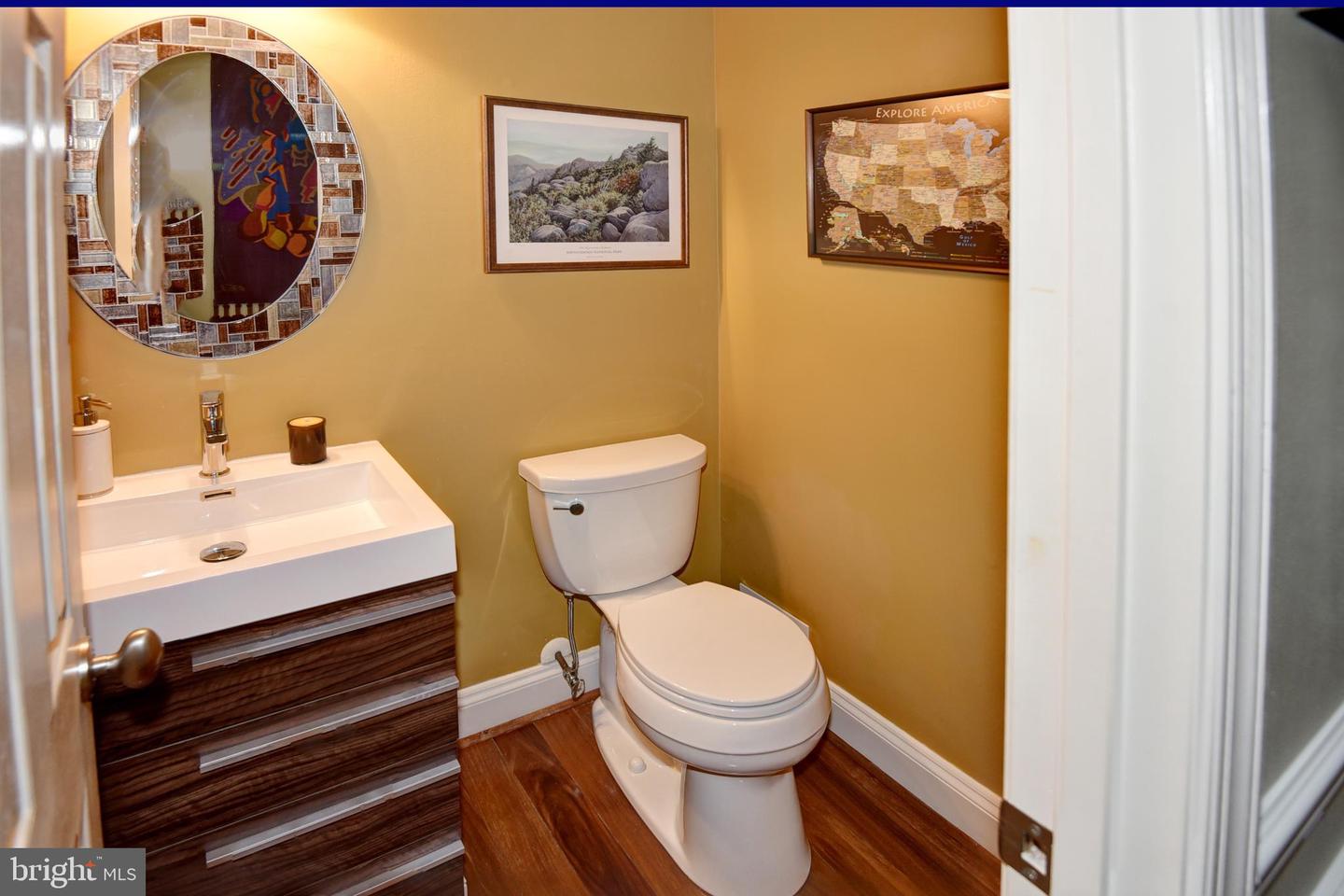 2423 ALSOP CT, RESTON, Virginia 20191, 3 Bedrooms Bedrooms, ,2 BathroomsBathrooms,Residential,For sale,2423 ALSOP CT,VAFX2231878 MLS # VAFX2231878