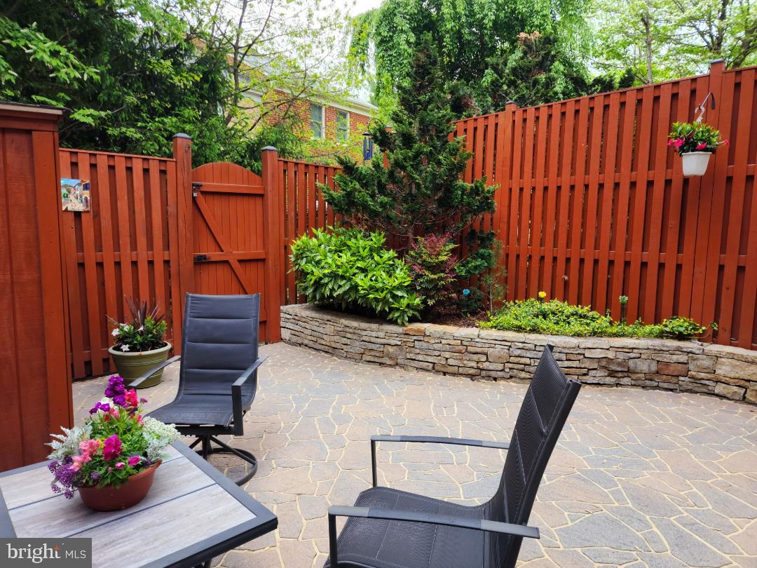 2423 ALSOP CT, RESTON, Virginia 20191, 3 Bedrooms Bedrooms, ,2 BathroomsBathrooms,Residential,For sale,2423 ALSOP CT,VAFX2231878 MLS # VAFX2231878