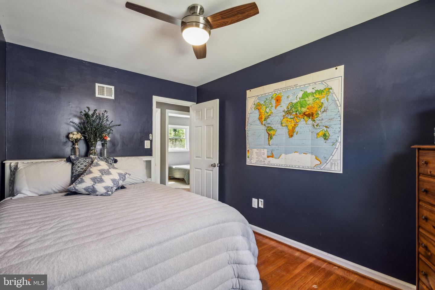14709 DUNBAR LN, WOODBRIDGE, Virginia 22193, 4 Bedrooms Bedrooms, ,2 BathroomsBathrooms,Residential,For sale,14709 DUNBAR LN,VAPW2091108 MLS # VAPW2091108