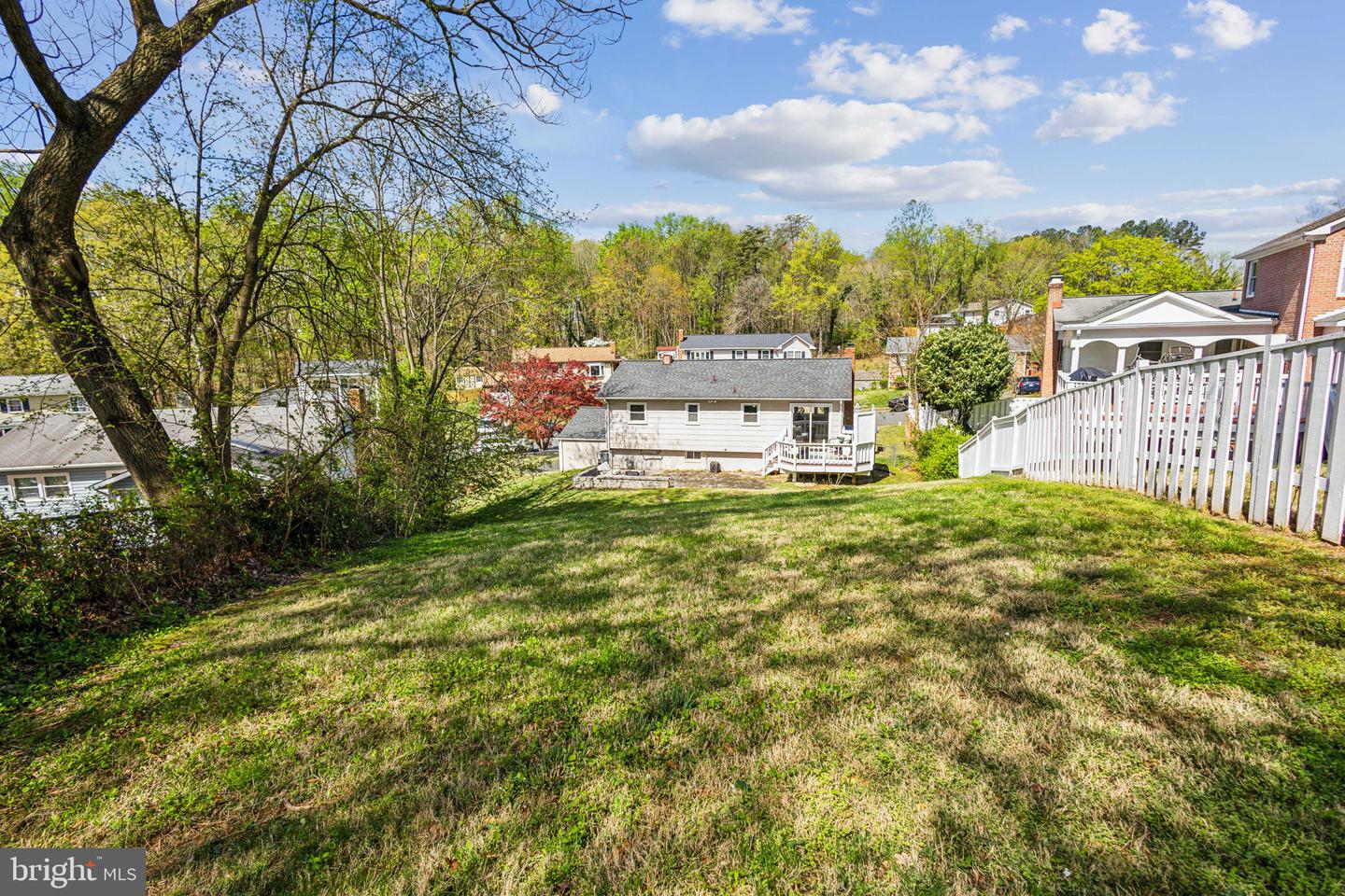 14709 DUNBAR LN, WOODBRIDGE, Virginia 22193, 4 Bedrooms Bedrooms, ,2 BathroomsBathrooms,Residential,For sale,14709 DUNBAR LN,VAPW2091108 MLS # VAPW2091108