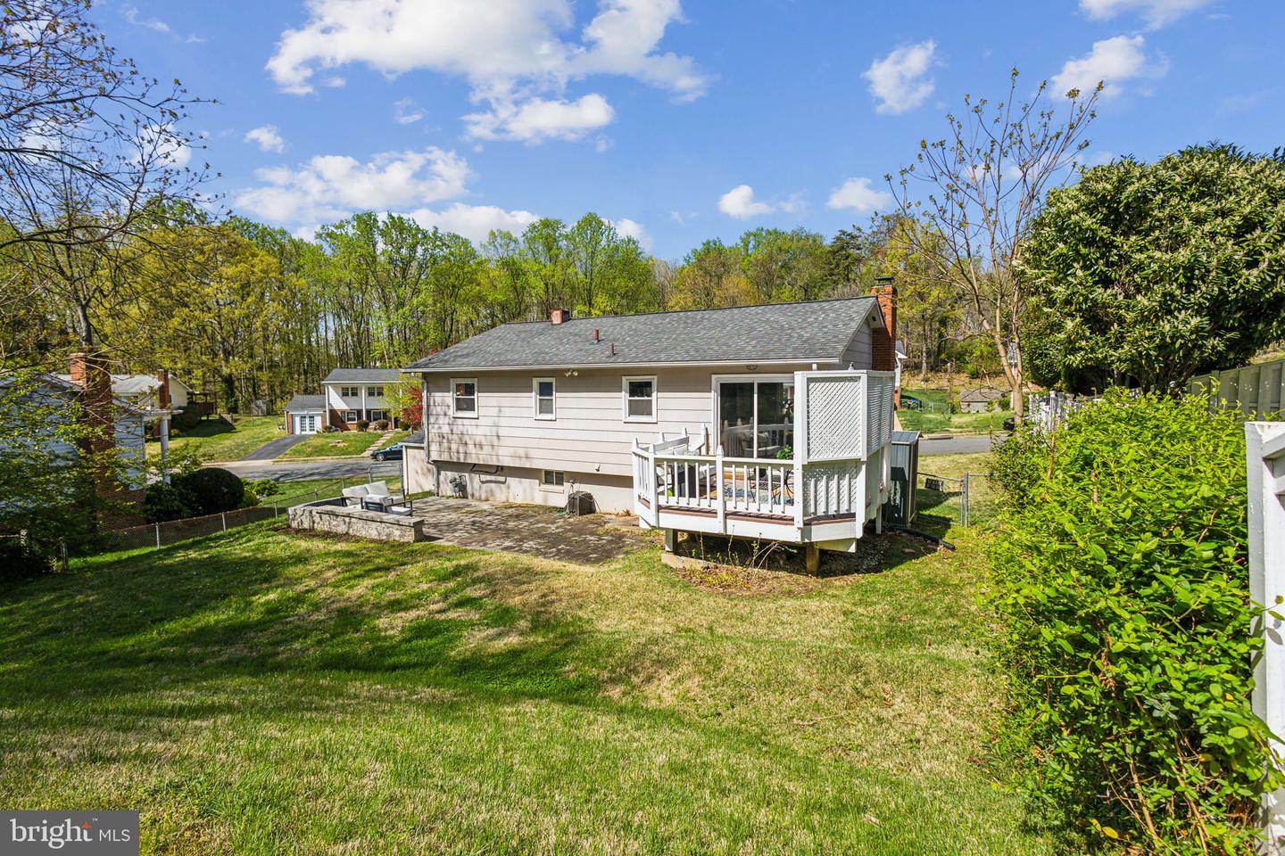 14709 DUNBAR LN, WOODBRIDGE, Virginia 22193, 4 Bedrooms Bedrooms, ,2 BathroomsBathrooms,Residential,For sale,14709 DUNBAR LN,VAPW2091108 MLS # VAPW2091108