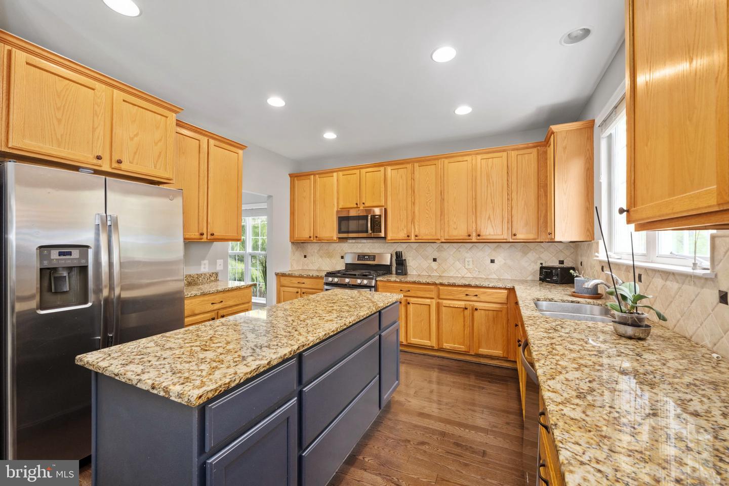 10005 CAIRN MOUNTAIN WAY, BRISTOW, Virginia 20136, 5 Bedrooms Bedrooms, ,3 BathroomsBathrooms,Residential,For sale,10005 CAIRN MOUNTAIN WAY,VAPW2091112 MLS # VAPW2091112