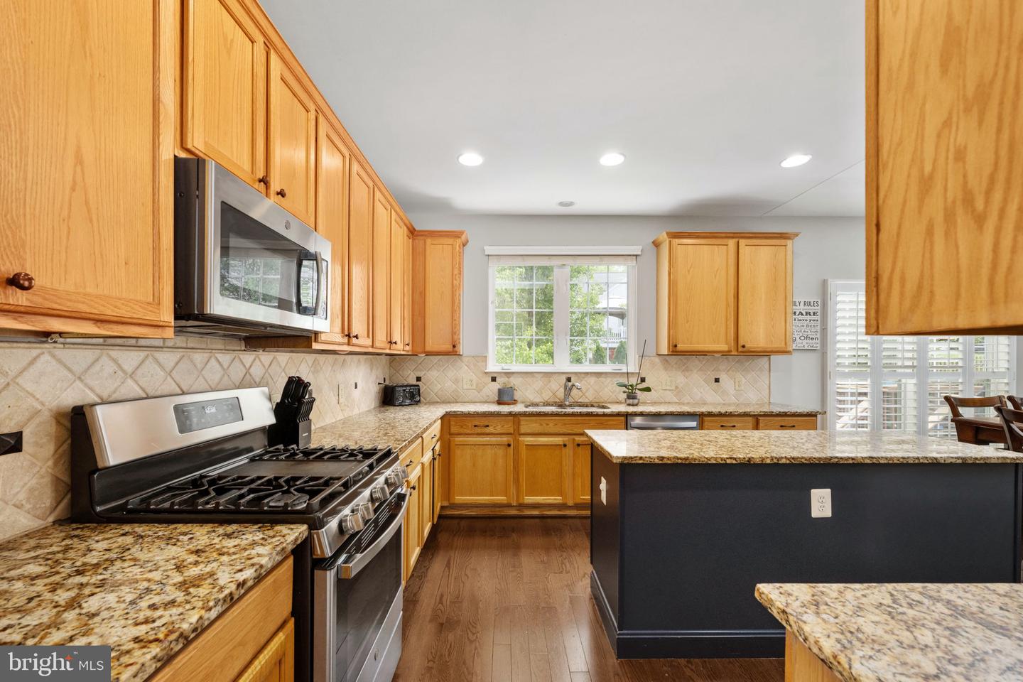 10005 CAIRN MOUNTAIN WAY, BRISTOW, Virginia 20136, 5 Bedrooms Bedrooms, ,3 BathroomsBathrooms,Residential,For sale,10005 CAIRN MOUNTAIN WAY,VAPW2091112 MLS # VAPW2091112