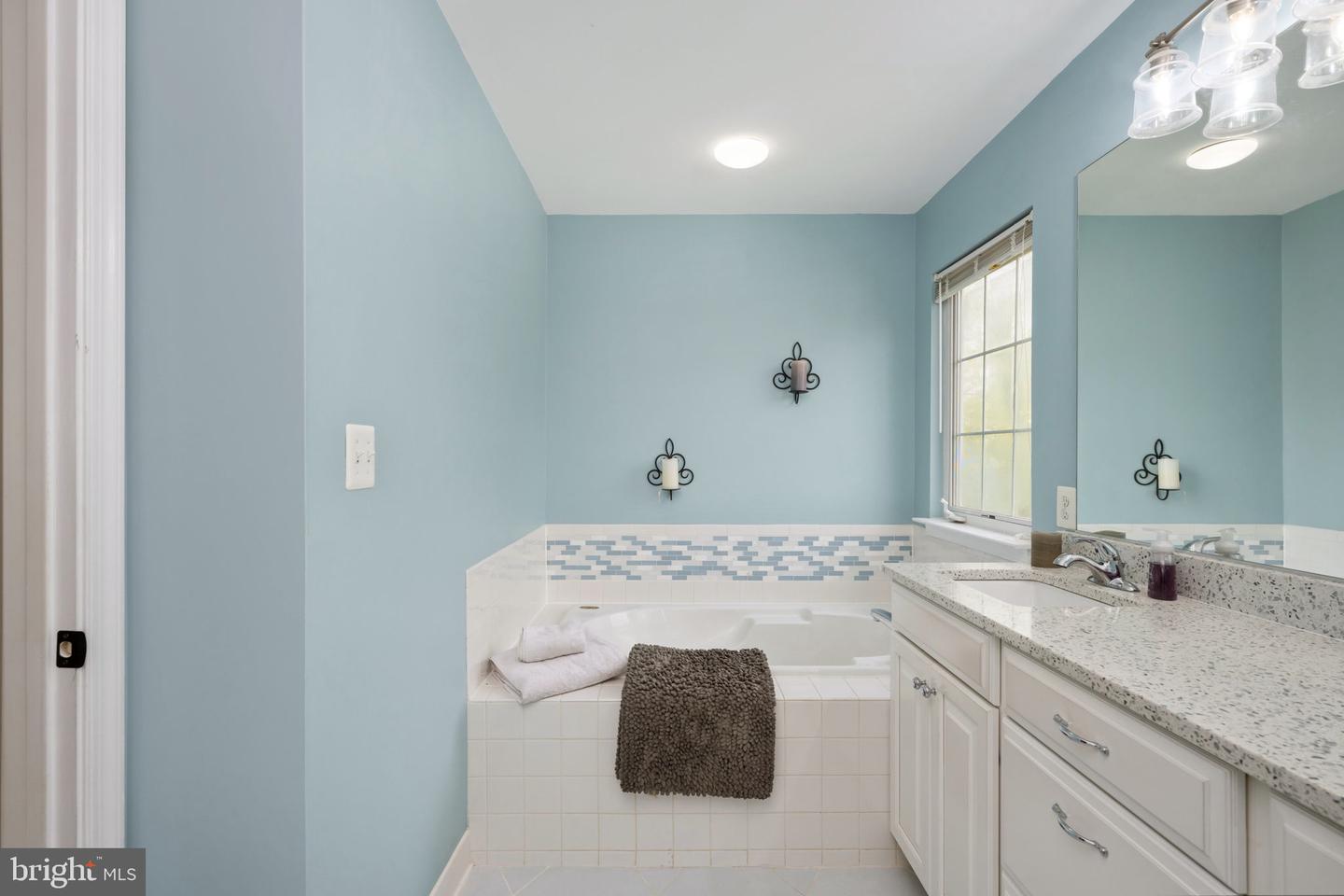 10005 CAIRN MOUNTAIN WAY, BRISTOW, Virginia 20136, 5 Bedrooms Bedrooms, ,3 BathroomsBathrooms,Residential,For sale,10005 CAIRN MOUNTAIN WAY,VAPW2091112 MLS # VAPW2091112