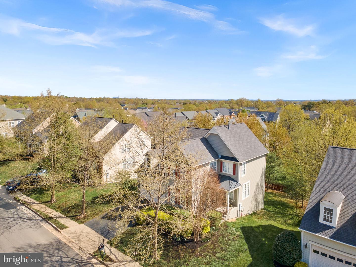 22034 STONE HOLLOW DR, BROADLANDS, Virginia 20148, 5 Bedrooms Bedrooms, ,3 BathroomsBathrooms,Residential,For sale,22034 STONE HOLLOW DR,VALO2092916 MLS # VALO2092916